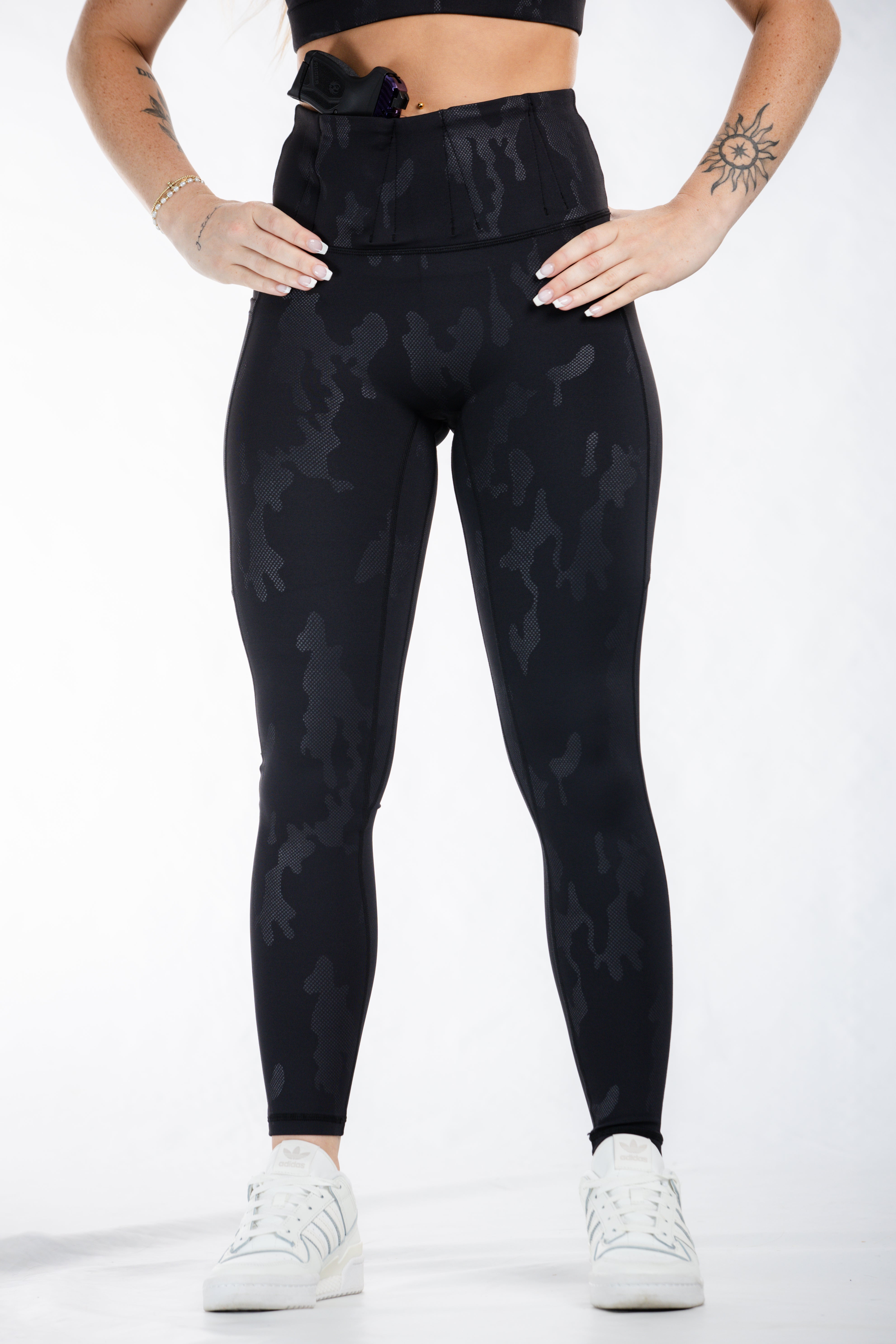 Concealed Carry Leggings Empowered With Pockets| Black Camo