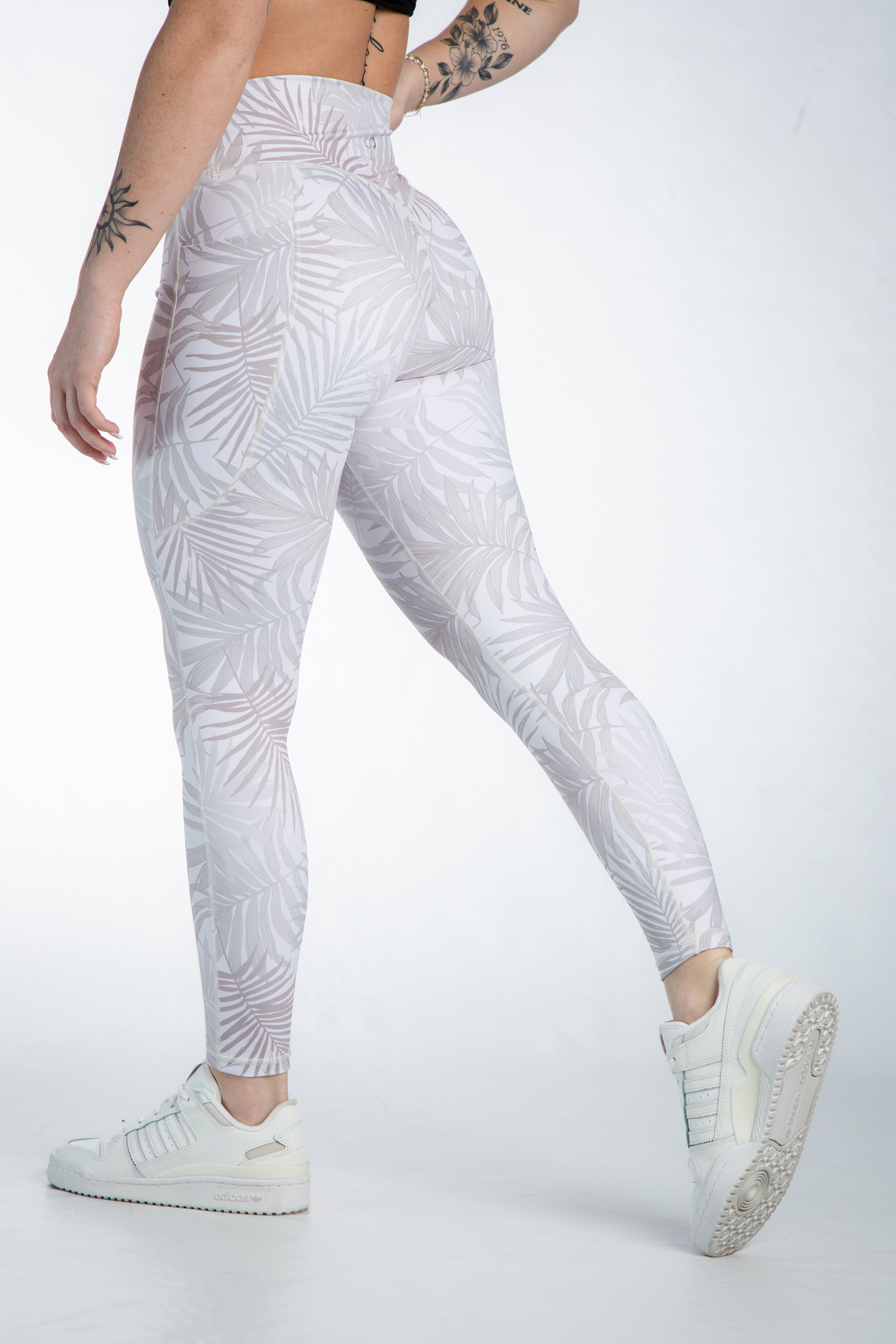 Empowered Leggings With Pockets | Tan Leaf