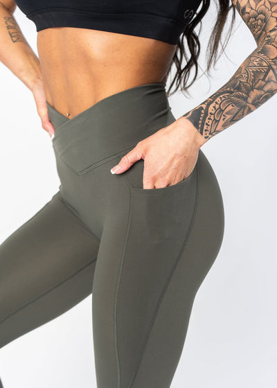 Booty Scrunch Leggings With Pockets | Military Green