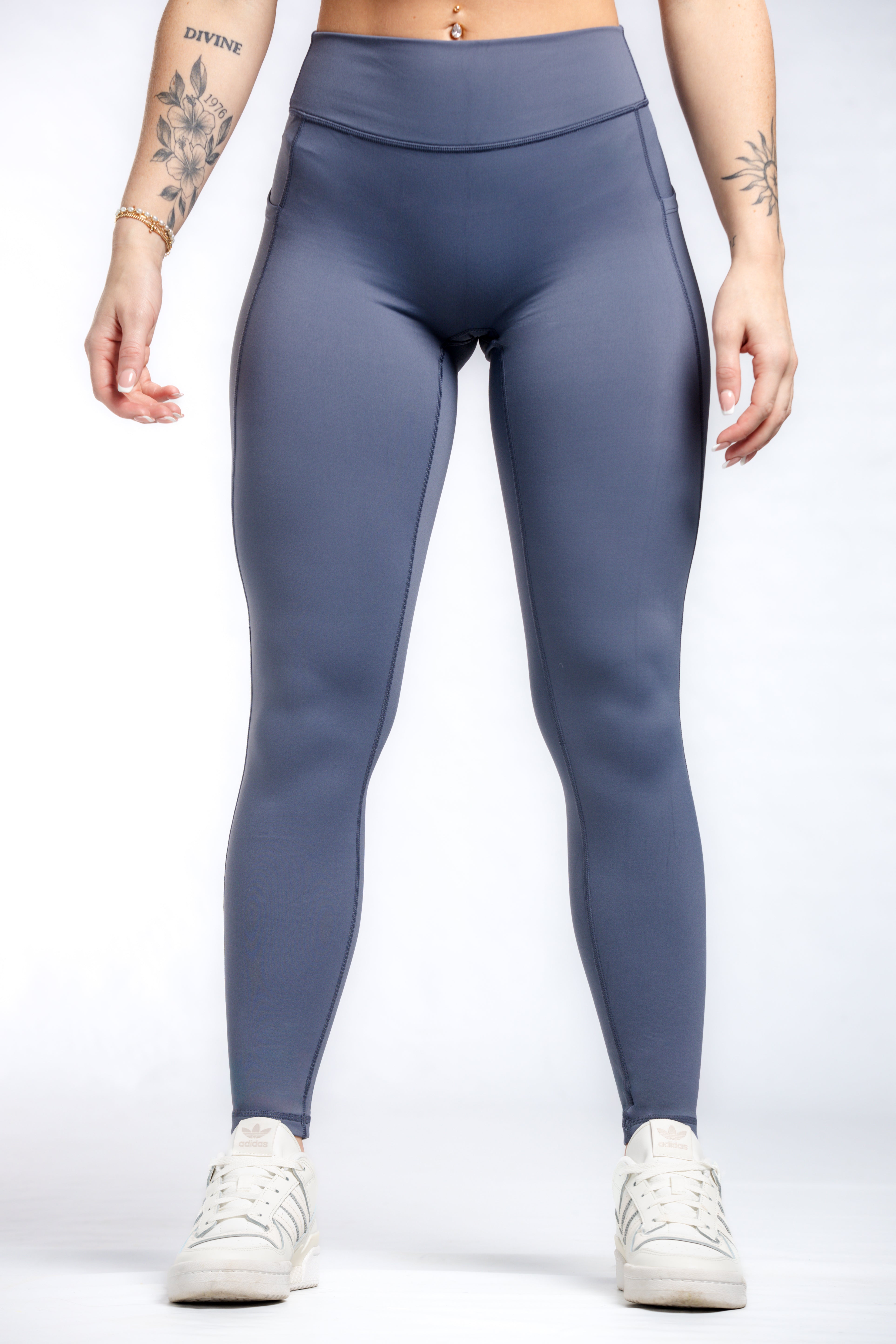 Executive Leggings With Pockets & Scrunch | Ocean Blue