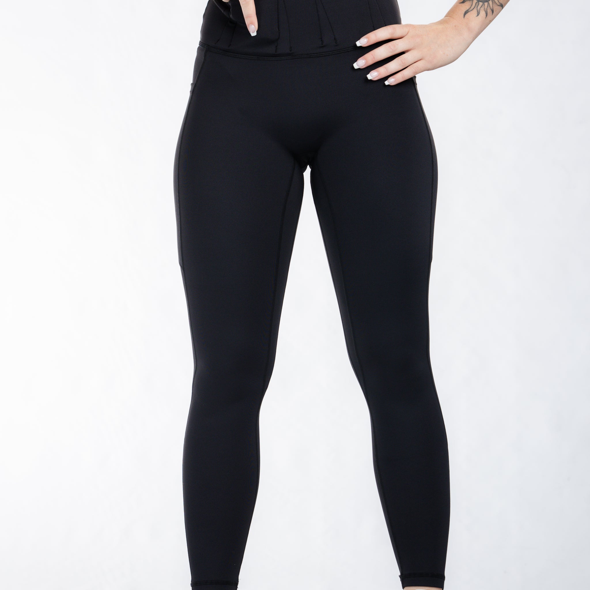 Concealed Carry Leggings Empowered With Pockets | Black