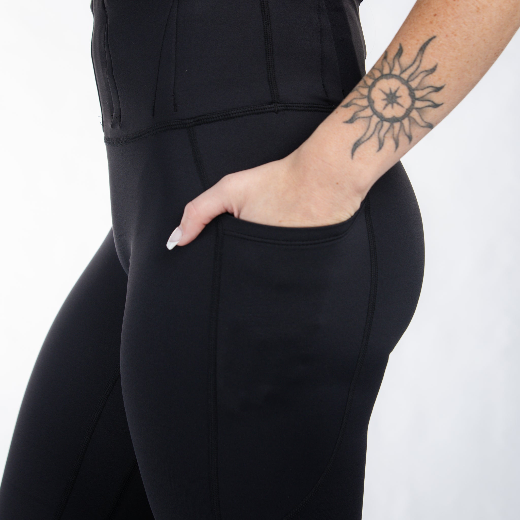 Concealed Carry Leggings Empowered With Pockets | Black