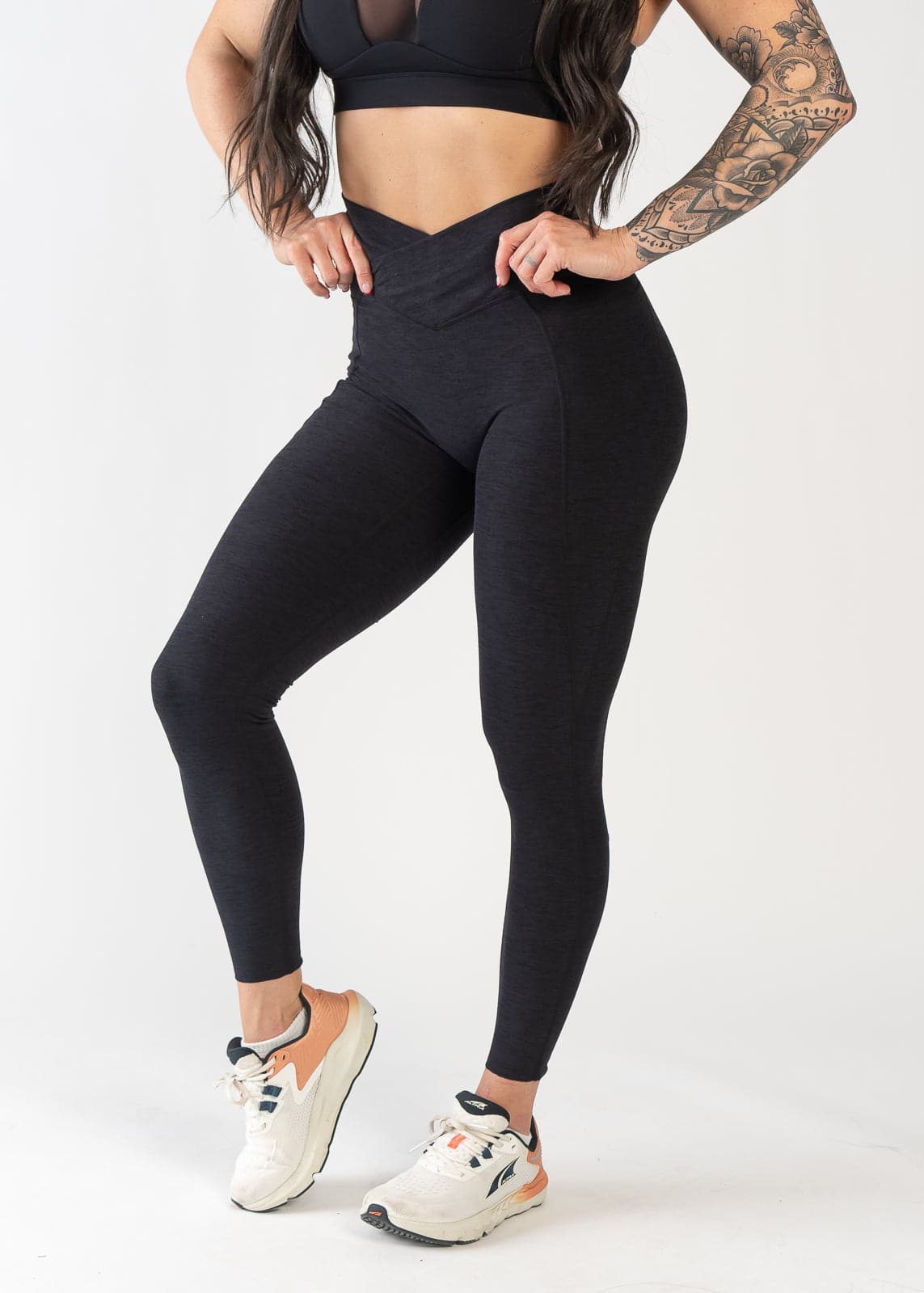 Dream Leggings With Criss Cross Waistband & Pockets | Black