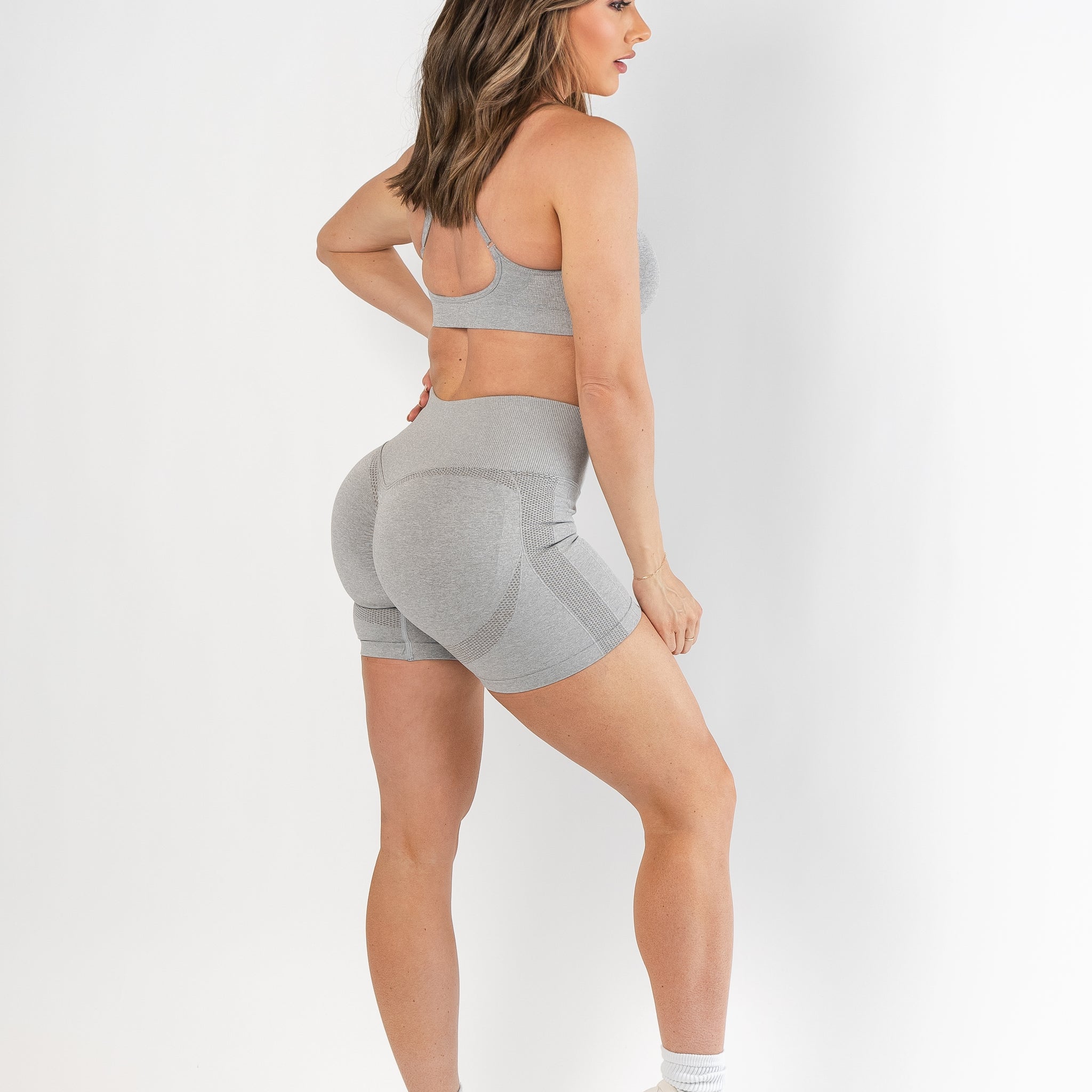 Contour Seamless Shorts | Light Heather Grey