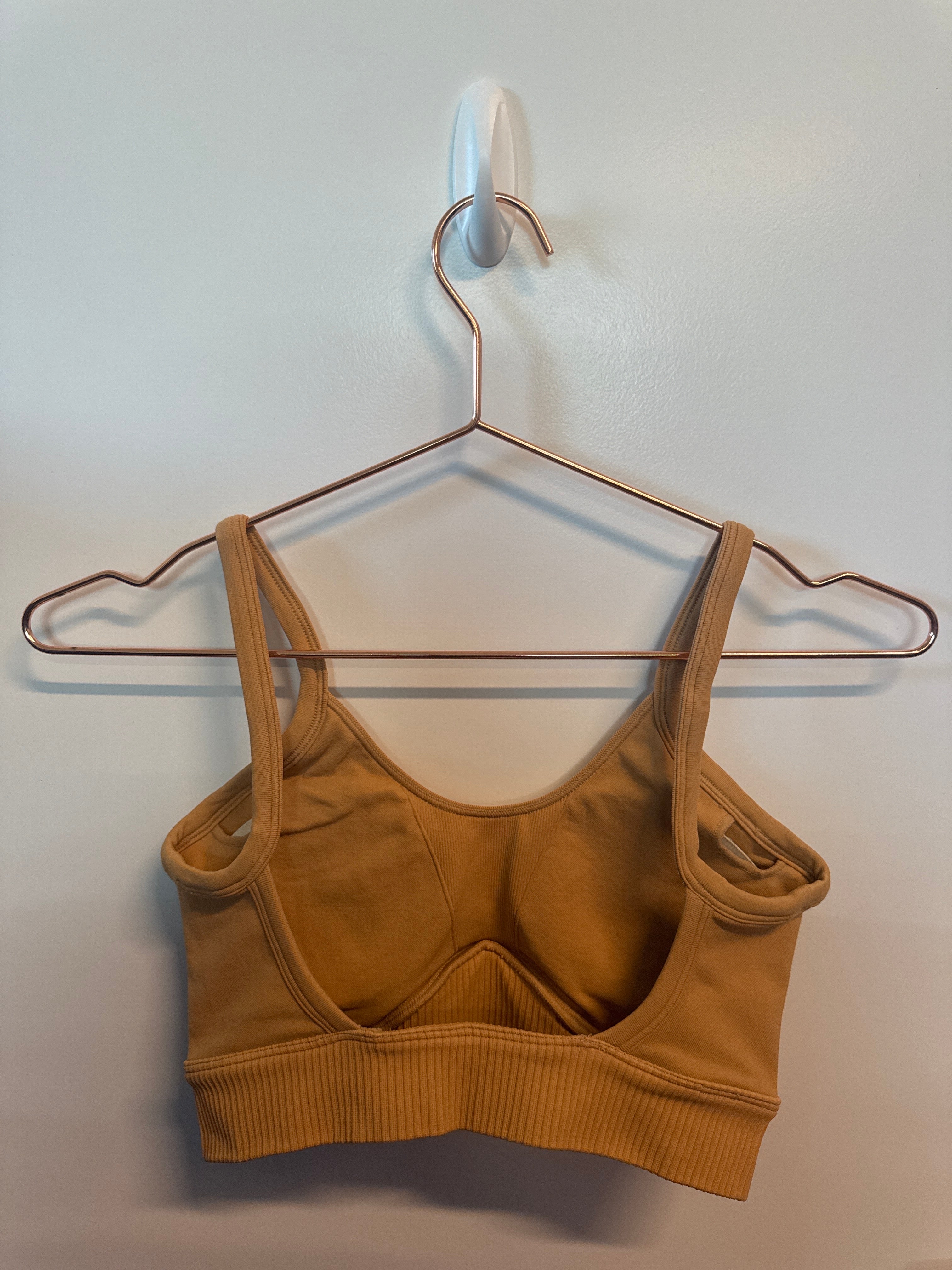 SAMPLE: Seamless Bra | Camel- Small