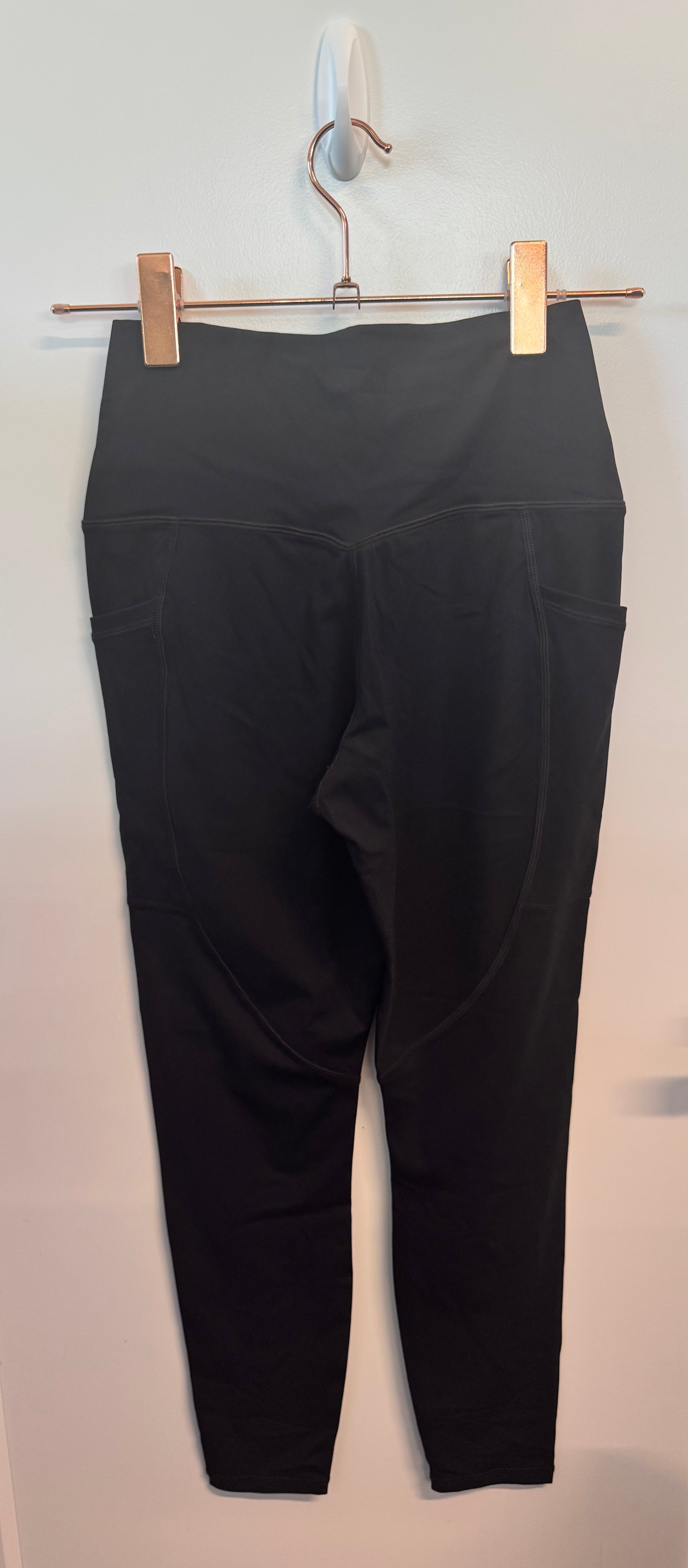 SAMPLE:  Leggings With Pockets | Black - Small
