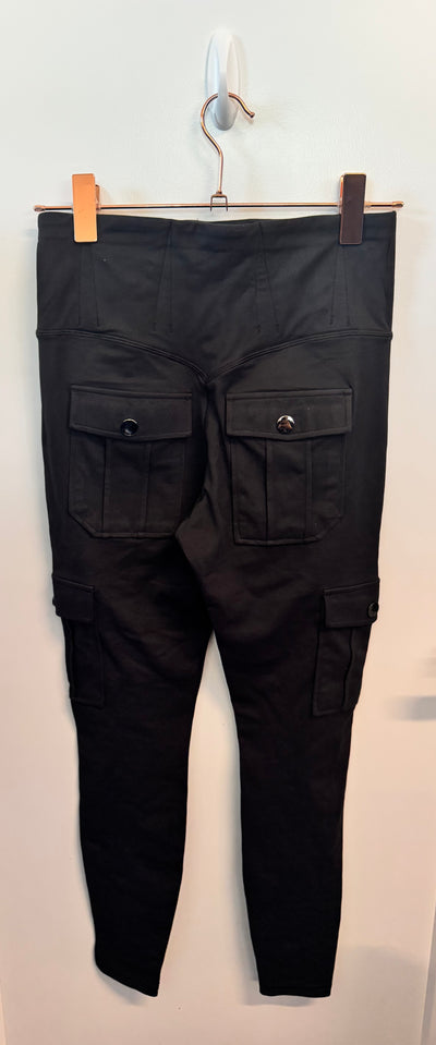 SAMPLE: Concealed Carry Leggings With Tactical Pockets | Black