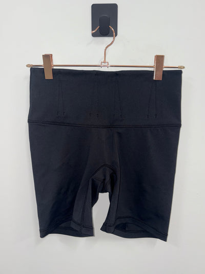 SAMPLE: Empowered 6" CONCEALED CARRY Shorts | Black - Small