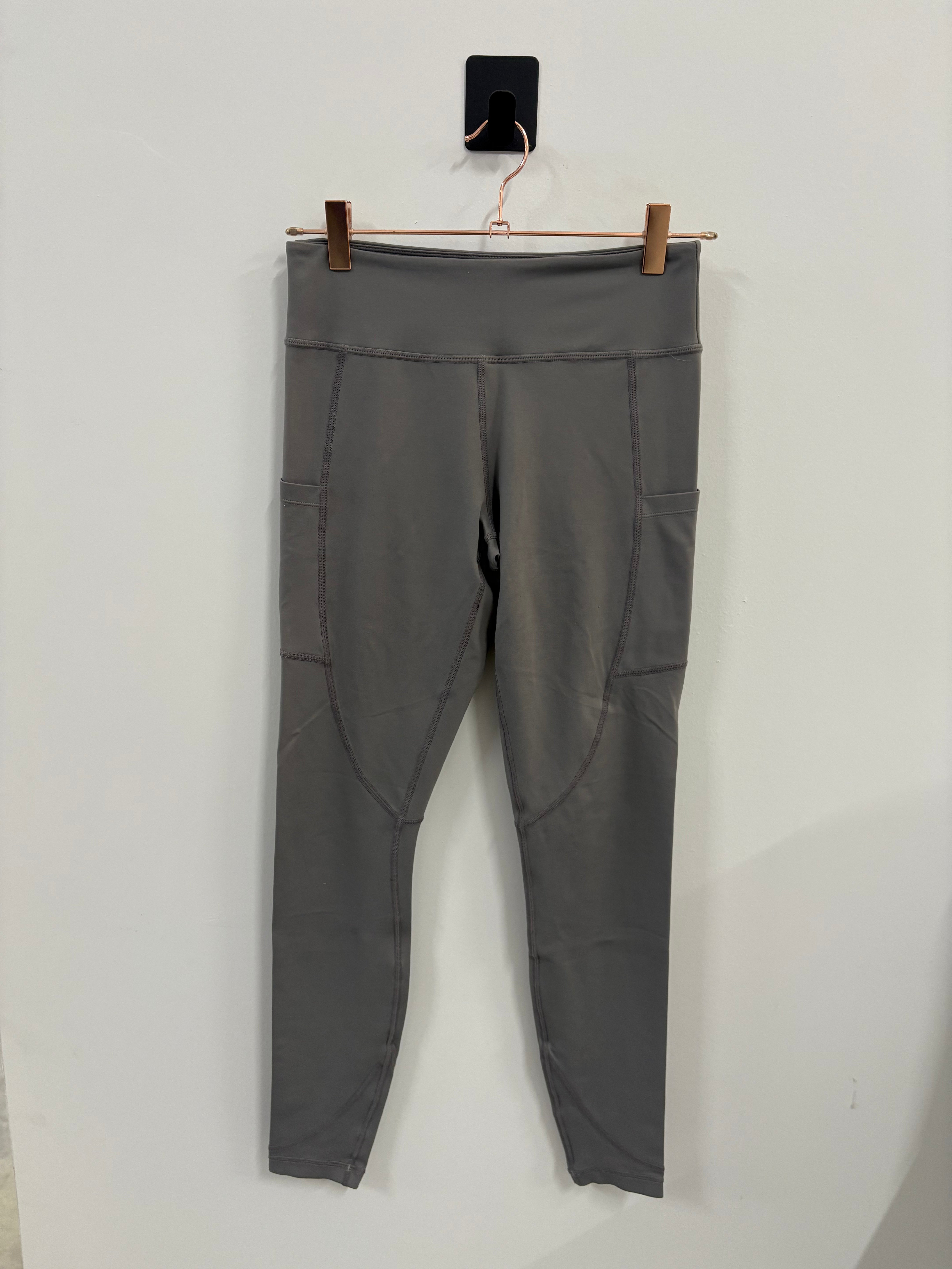 SAMPLE: Empowered Leggings W/Pockets | Grey - Small