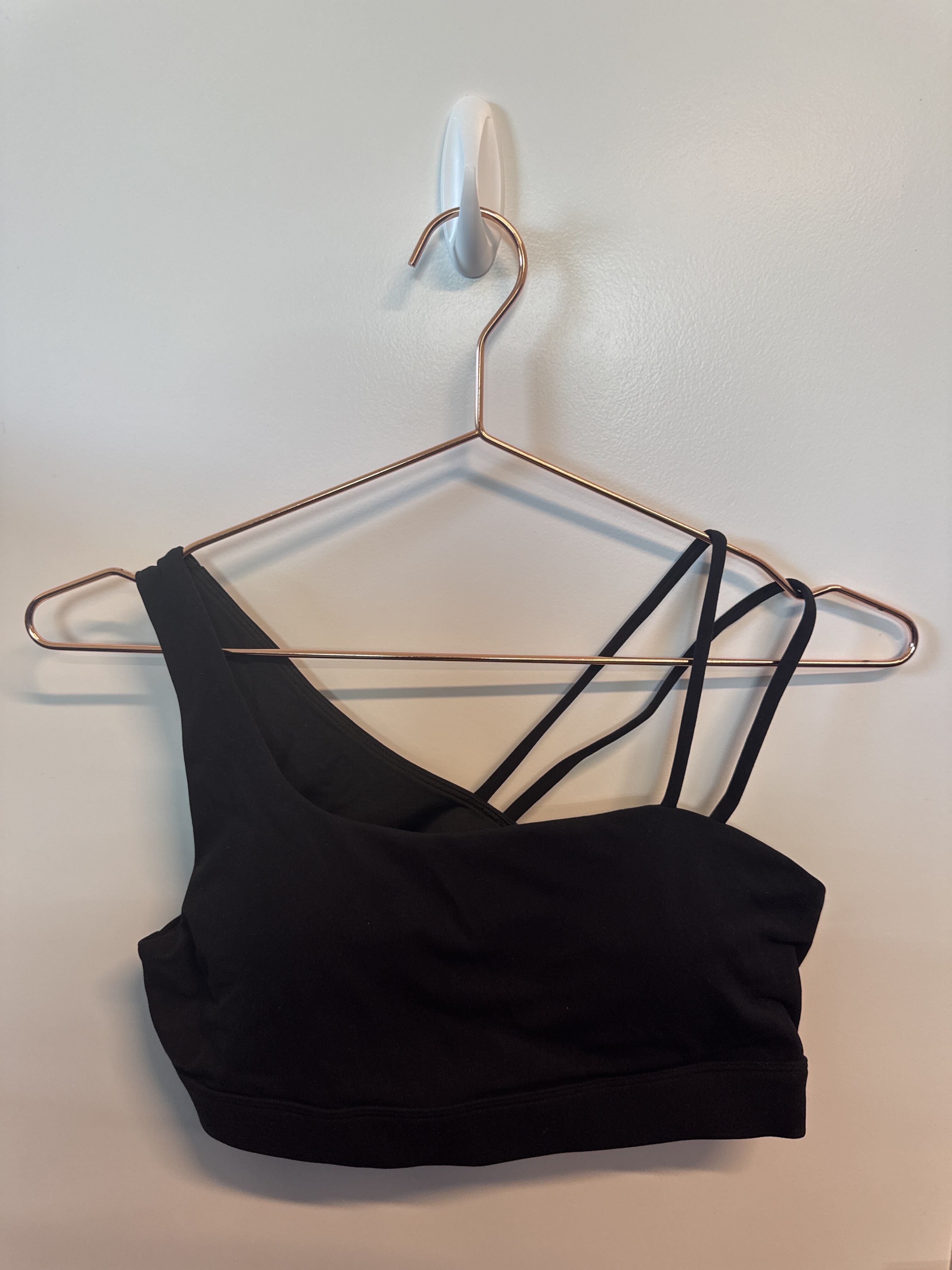 SAMPLE: NKD Asymmetrical Bra | Black - Medium