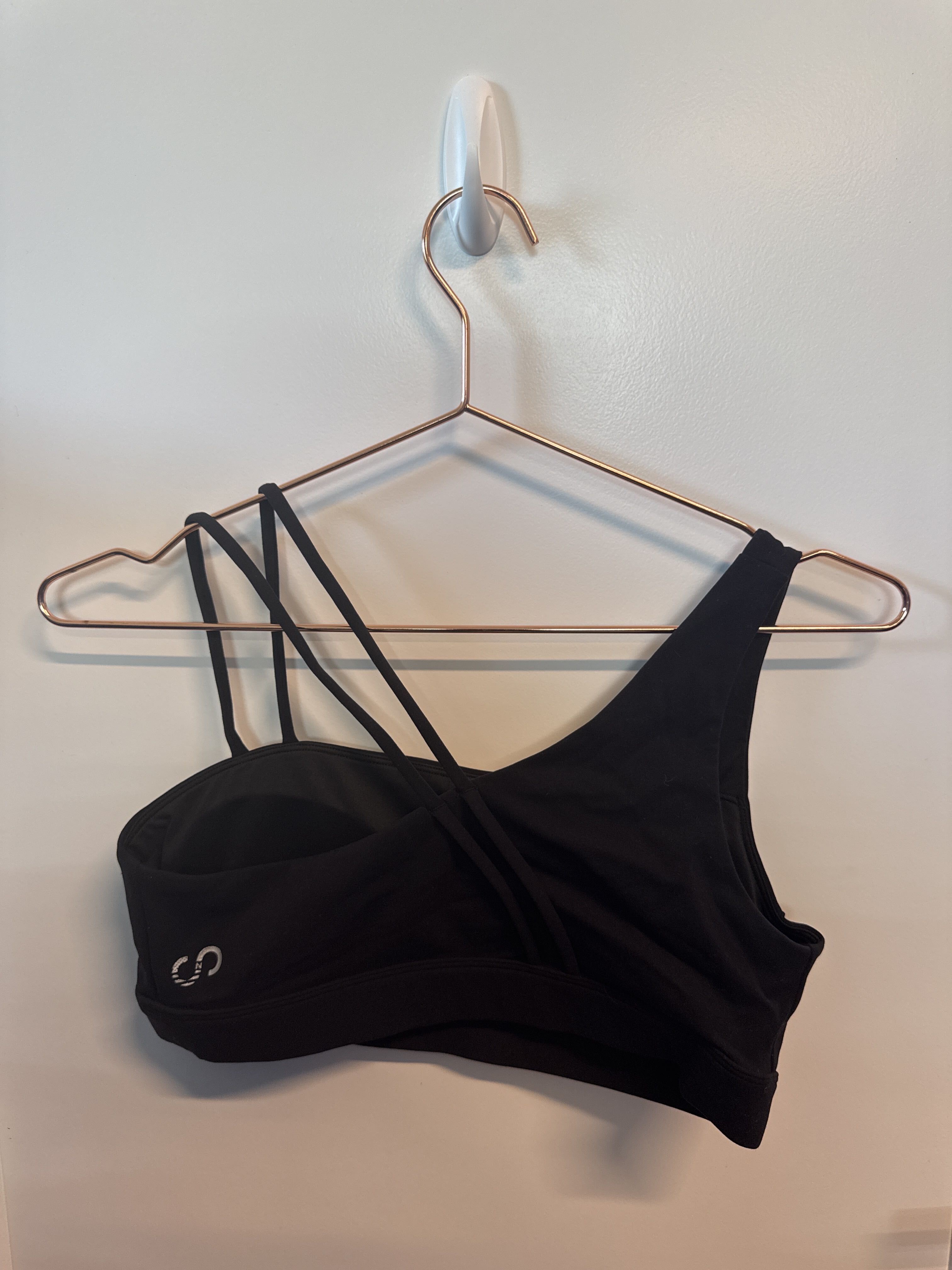 SAMPLE: NKD Asymmetrical Bra | Black - Medium