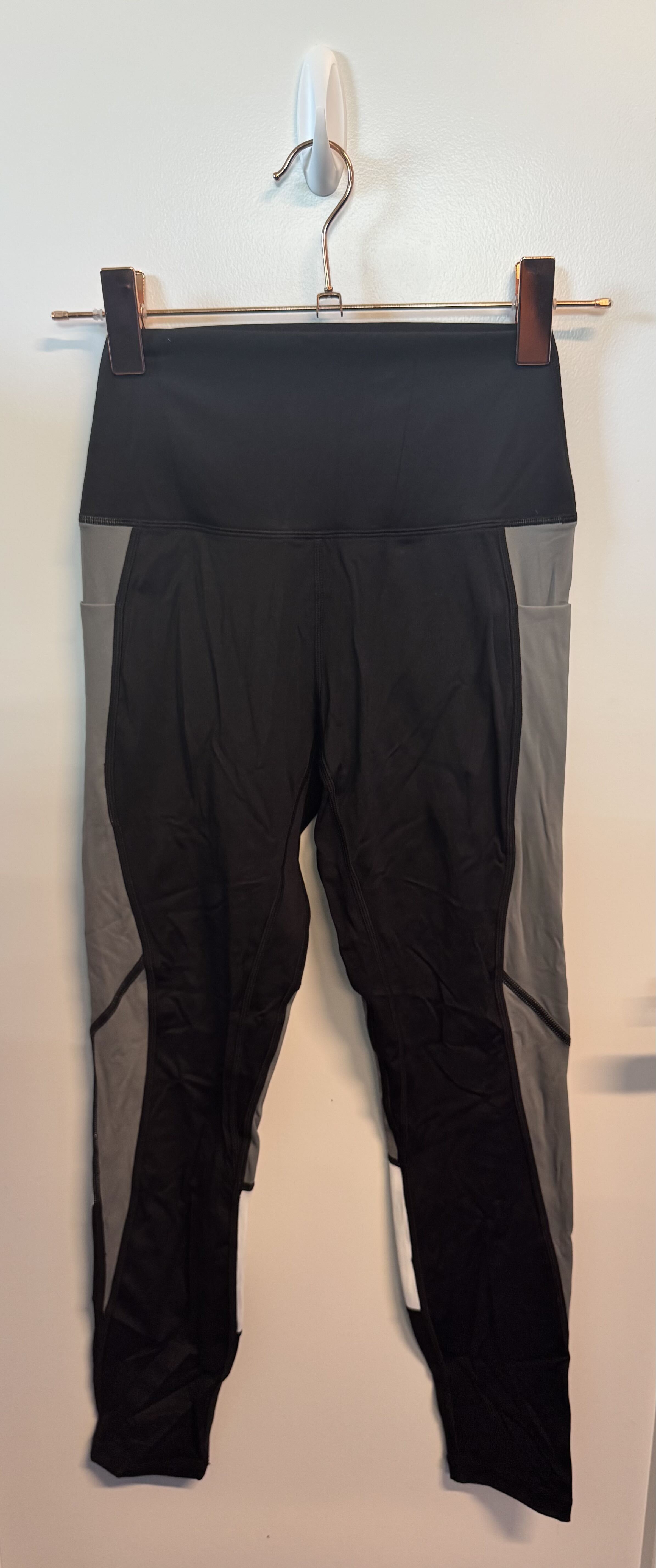SAMPLE: Leggings With Pockets | Colorblock Black, Grey, & White - S