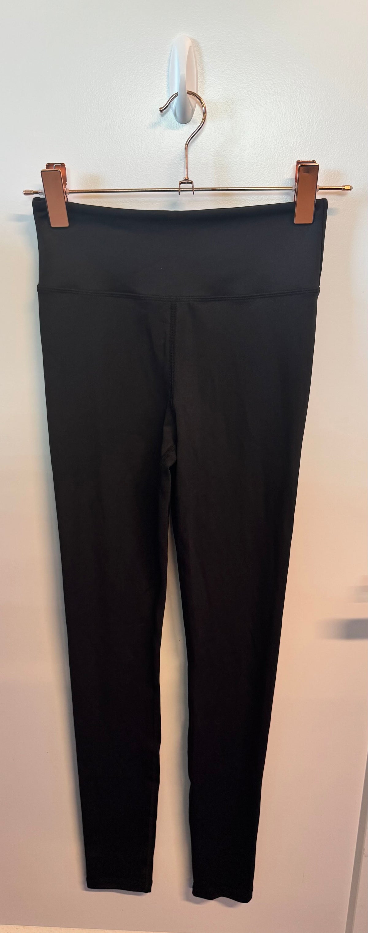 SAMPLE: Leggings With Scrunch | Black - Small