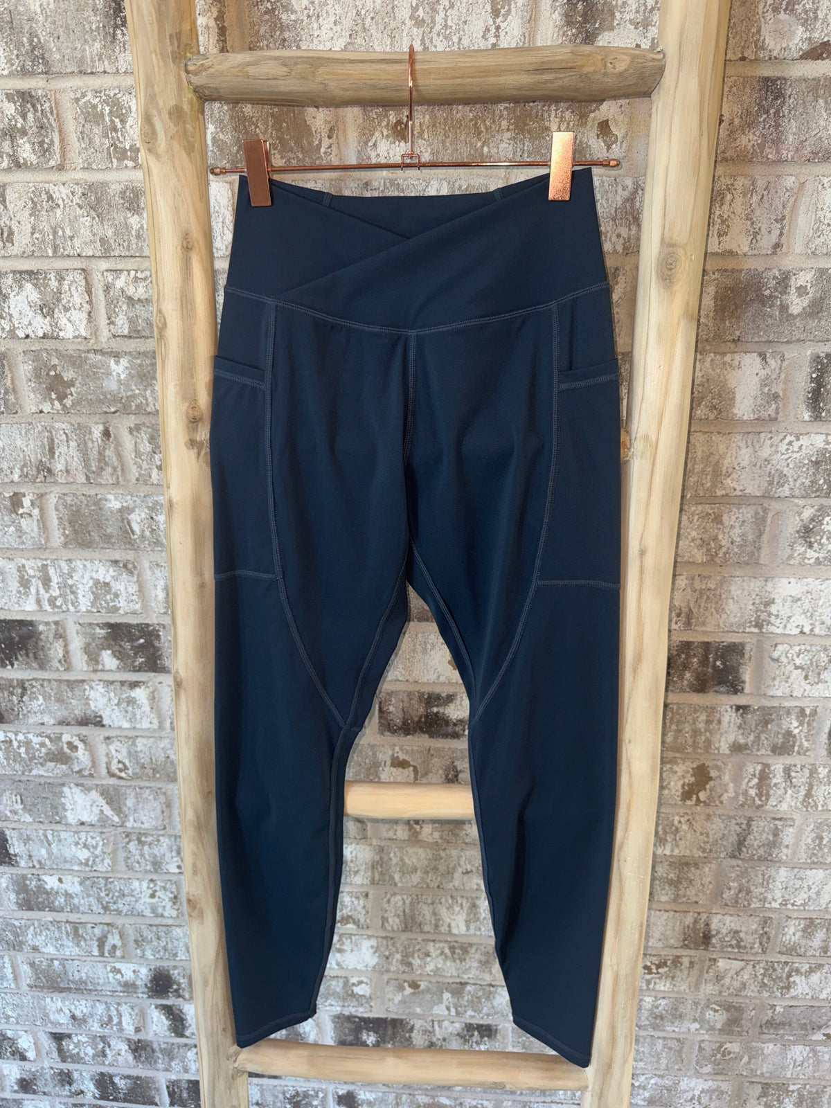 SAMPLE: Leggings With Pockets & Criss Cross Waist | Dark Blue - Small