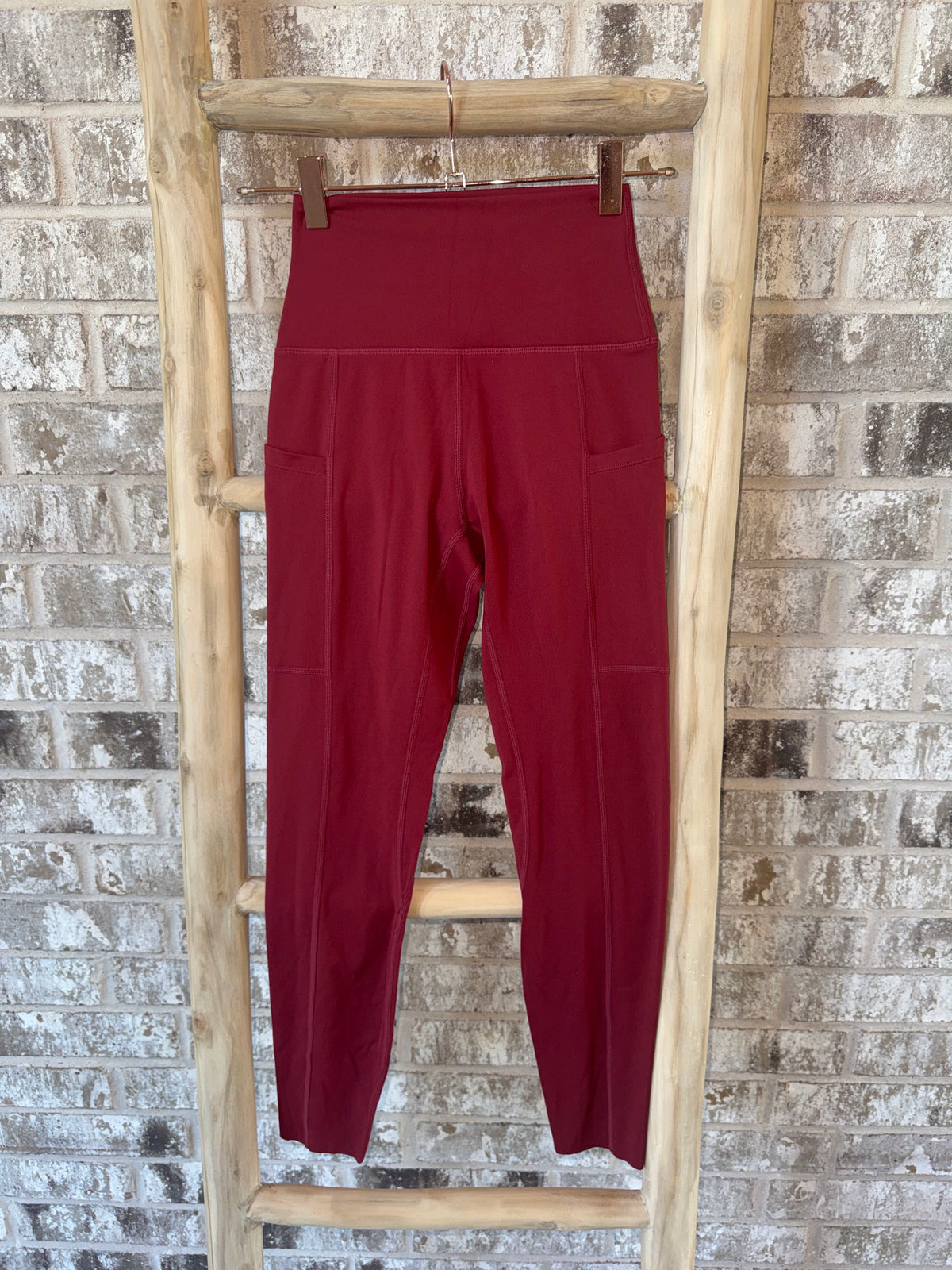 SAMPLE: Leggings With Pockets | Red - Small