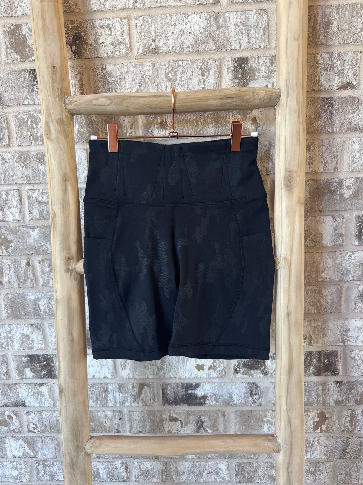 SAMPLE: Concealed Carry Shorts With Pockets | Black Camo - Small