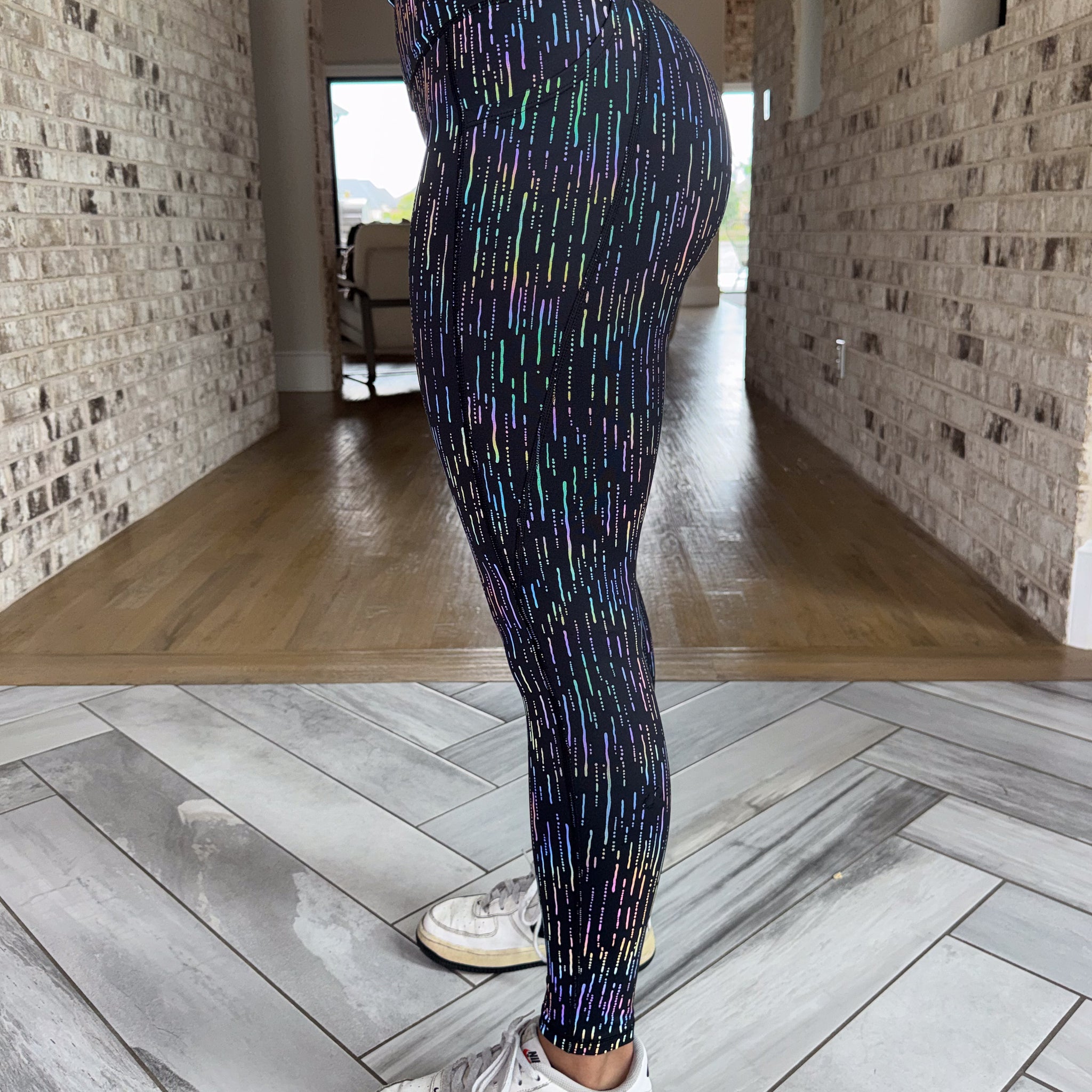 Concealed Carry Leggings With Pockets | Holographic Rain