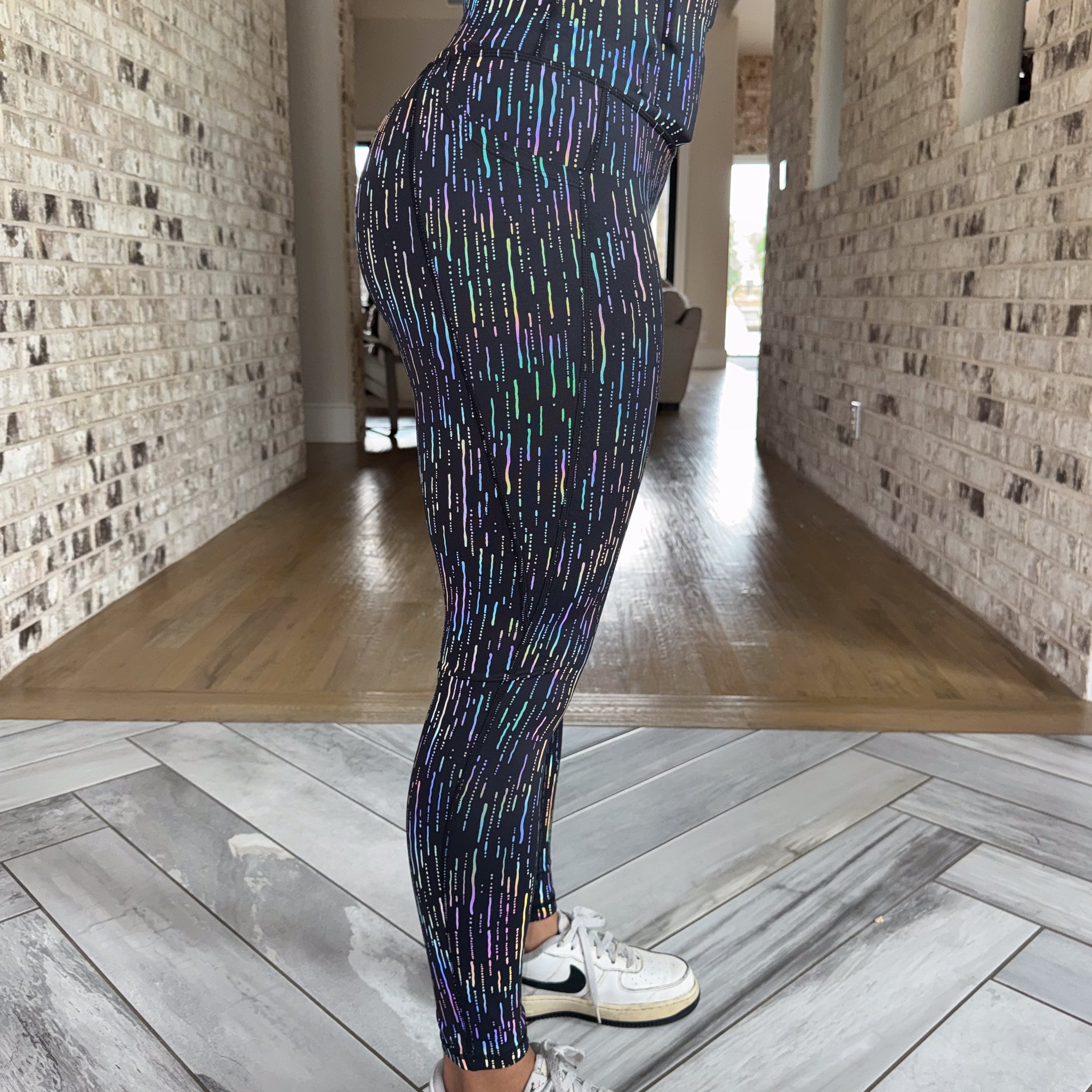 Concealed Carry Leggings With Pockets | Holographic Rain