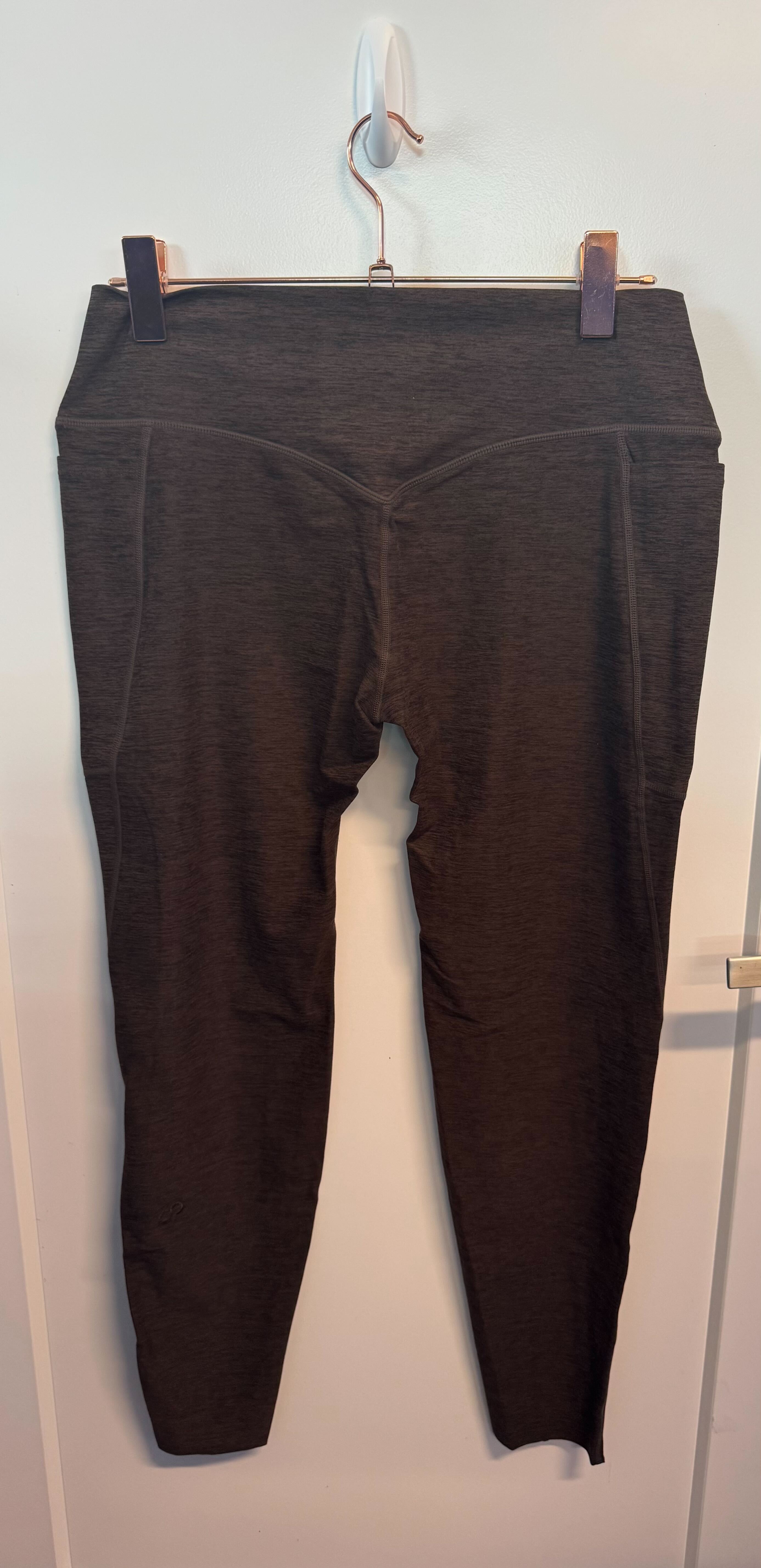 SAMPLE: Dream Leggings With Pockets | Cocoa - XXL