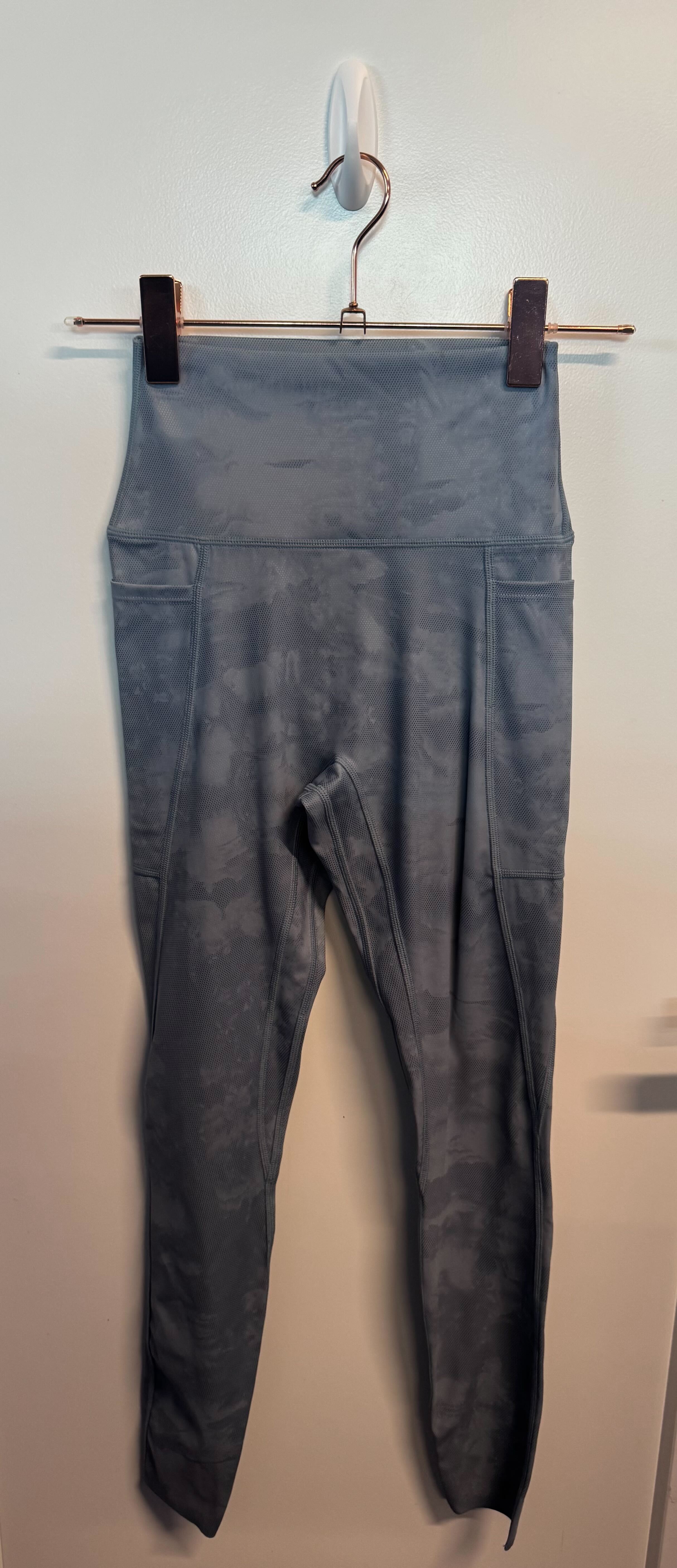 SAMPLE: Empowered Leggings With Pockets | Blue Camo - Small