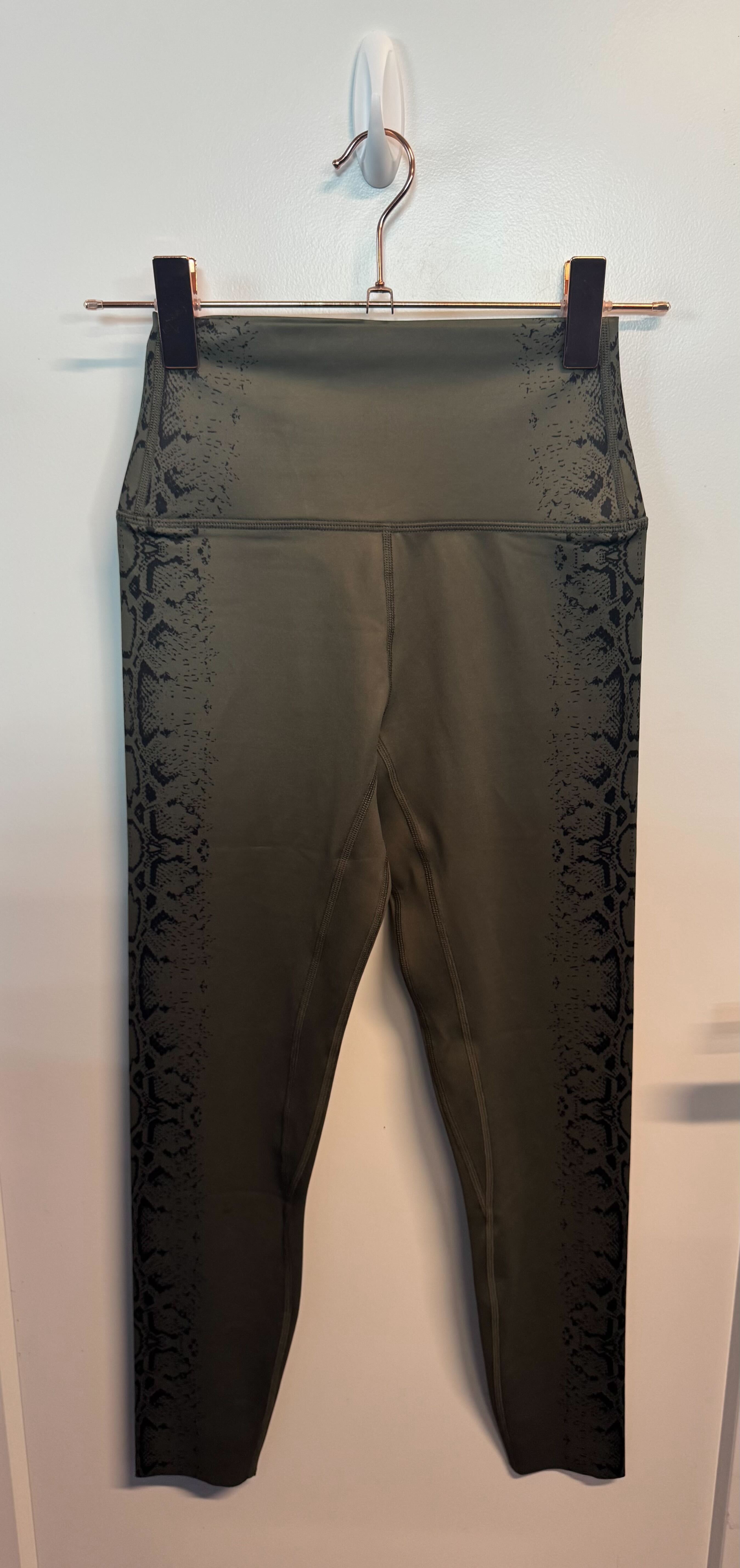 SAMPLE: Empowered Leggings | Green Snakeskin - Small