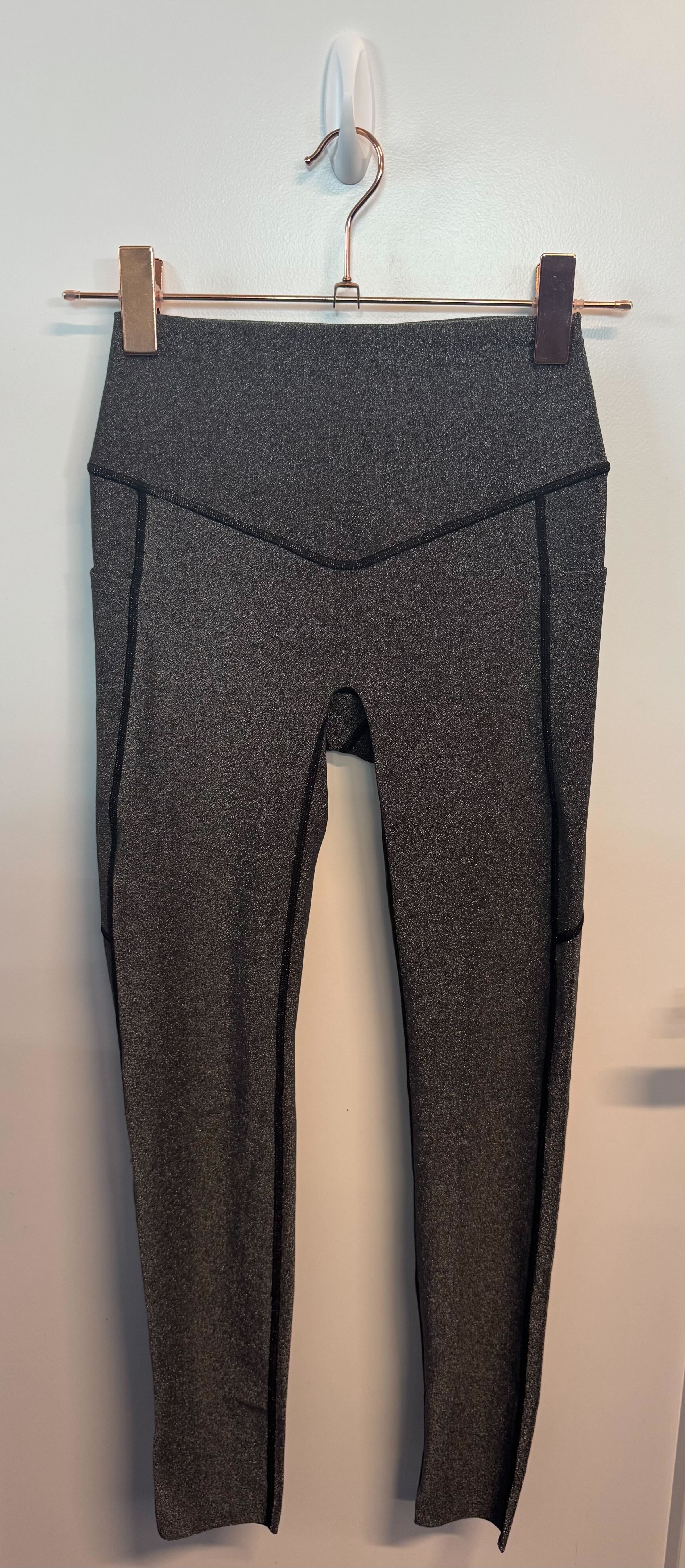 SAMPLE:  Leggings With Pockets | Black Sparkle- Small