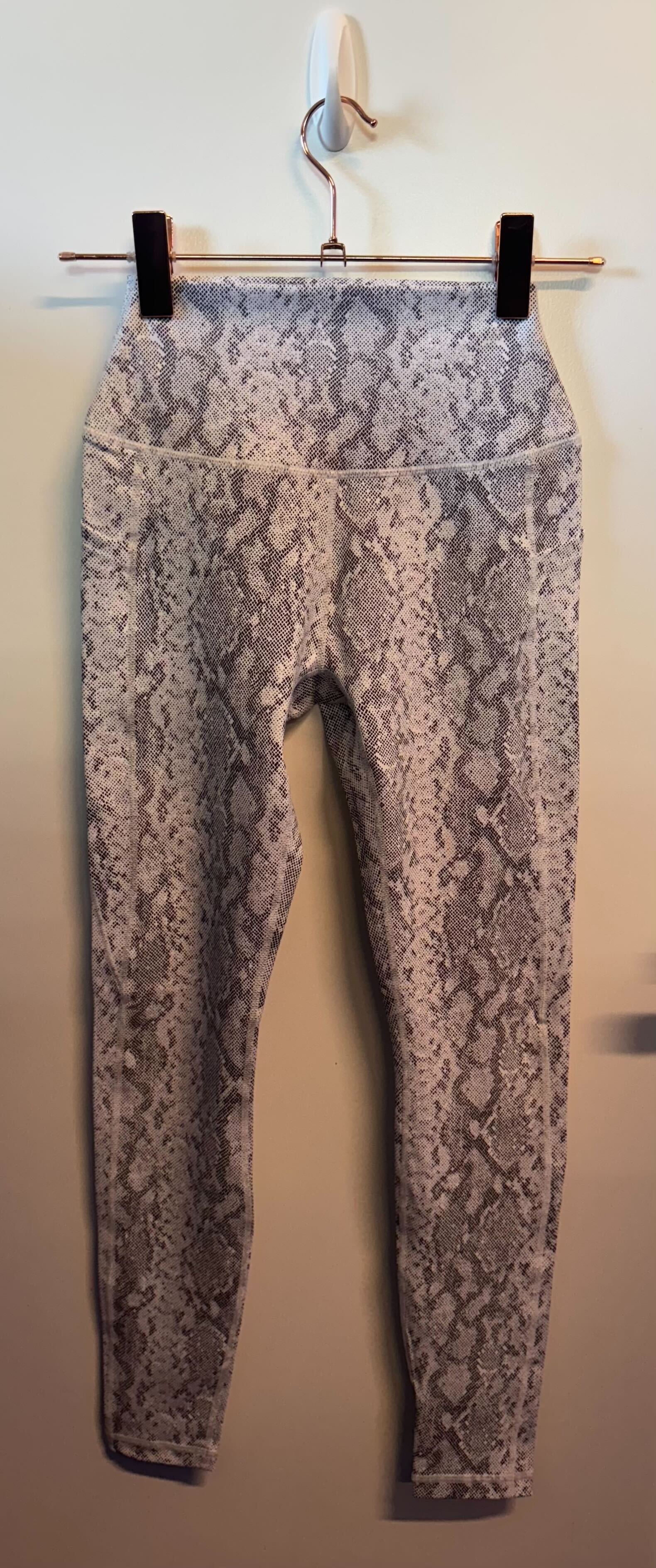 SAMPLE: Empowered Leggings With Pockets | White Snakeskin - Small