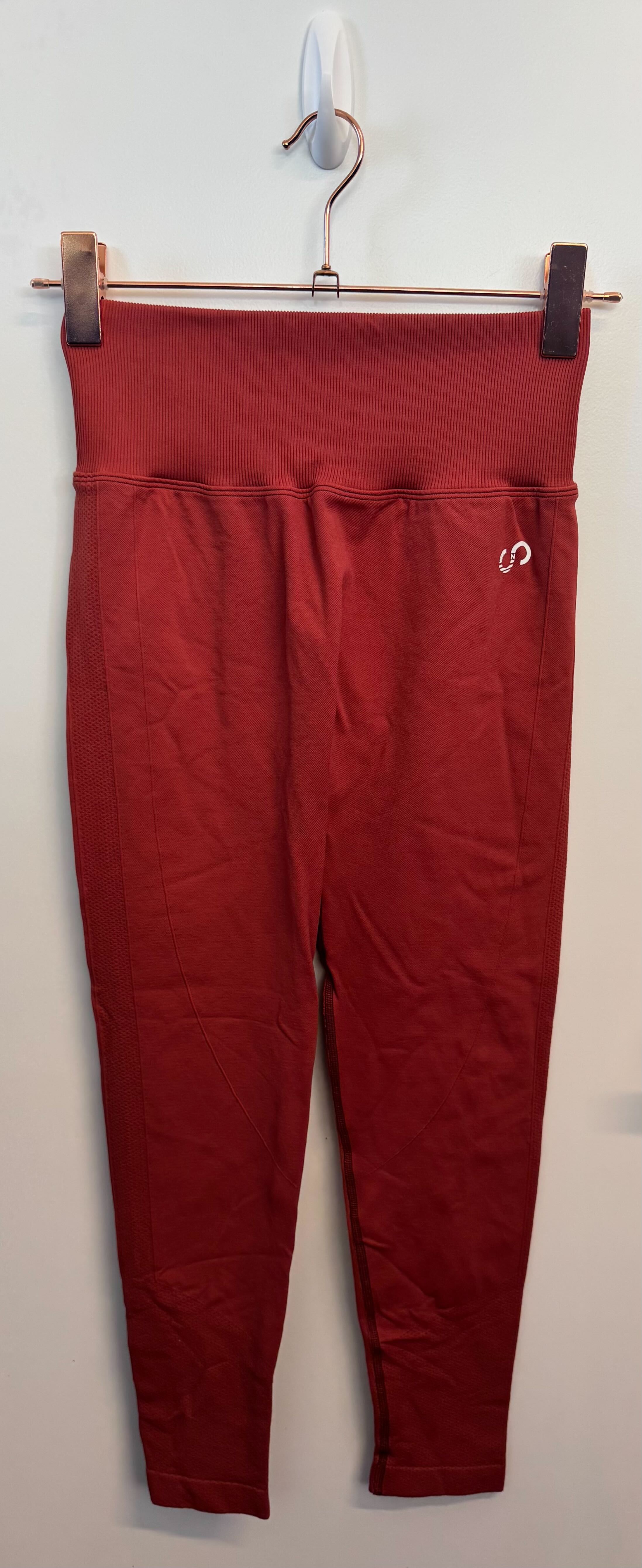 SAMPLE: Seamless Leggings With Scrunch | Brick - Medium