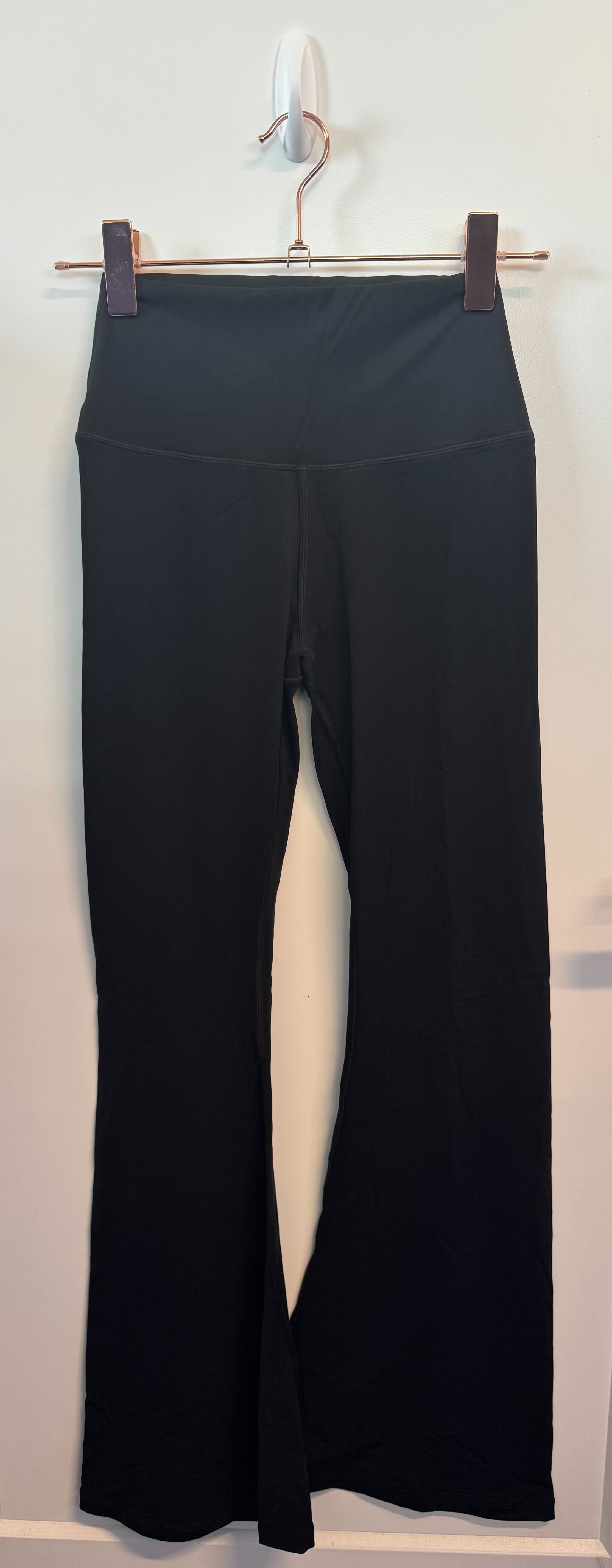 SAMPLE: Lavish Flared Yoga Pants | Black