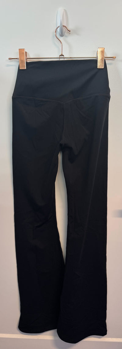SAMPLE: Lavish Flared Yoga Pants | Black