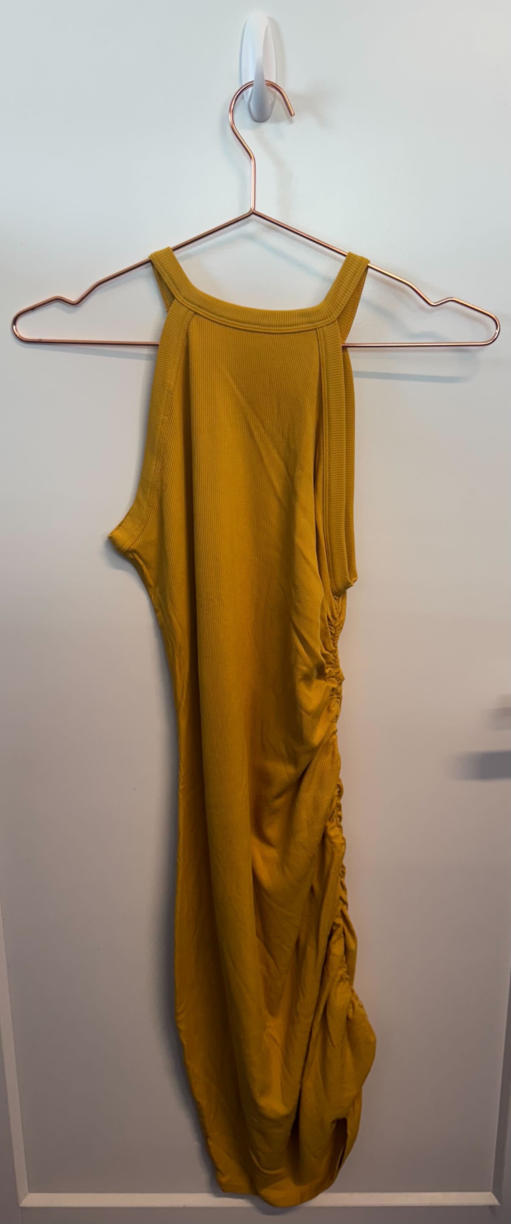 SAMPLE: Ribbed Side Ruched Dress | Golden - Small