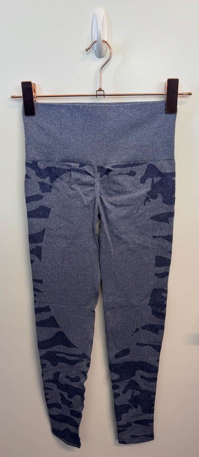 SAMPLE: Seamless Leggings With Scrunch | Blue Camo - Small