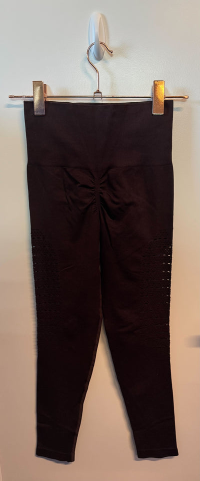 SAMPLE: Seamless Leggings With Cutouts & Scrunch | Dark Brown - Small