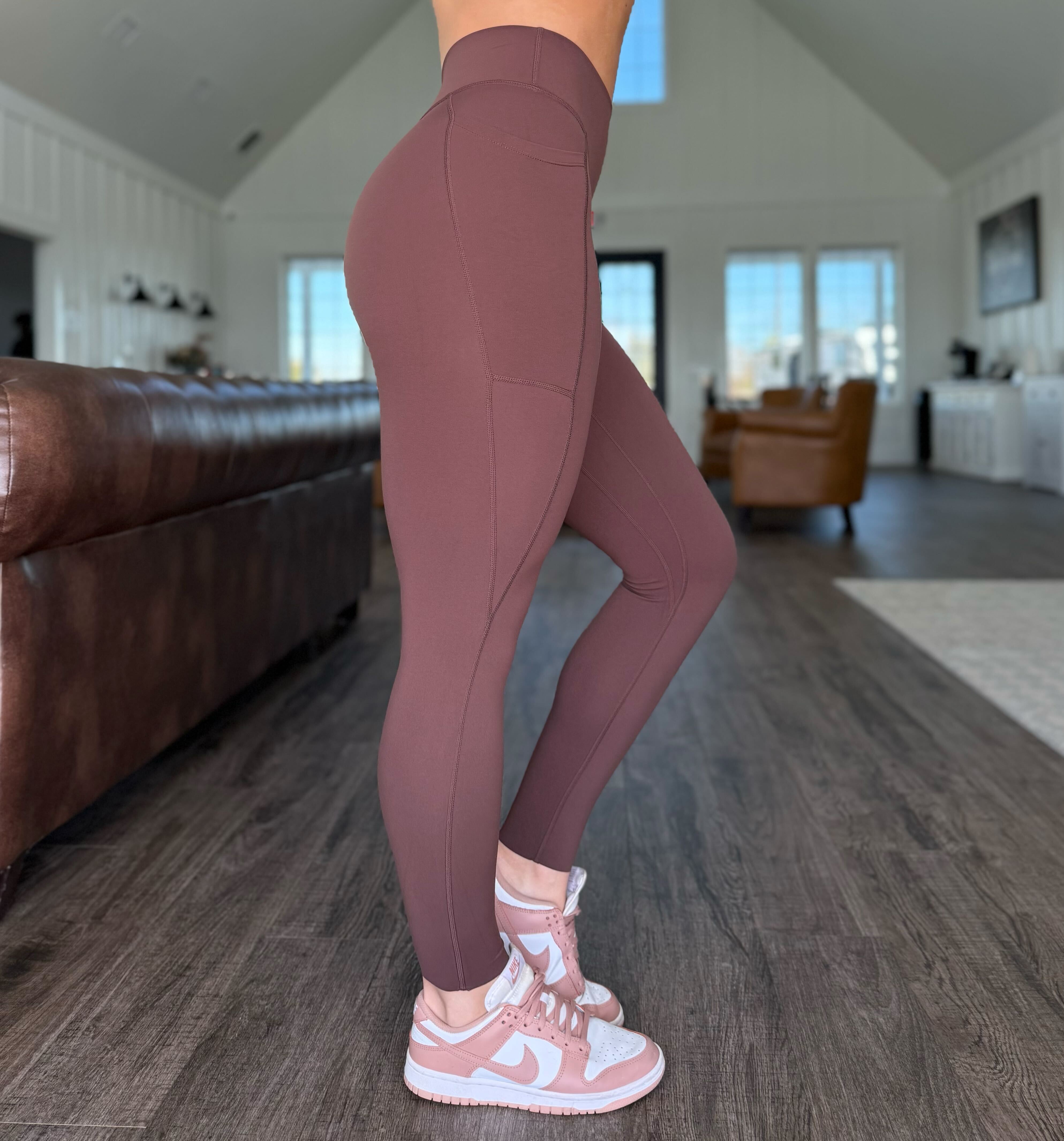 NKD High Waist Workout Leggings w/ Pockets | Black | CNC