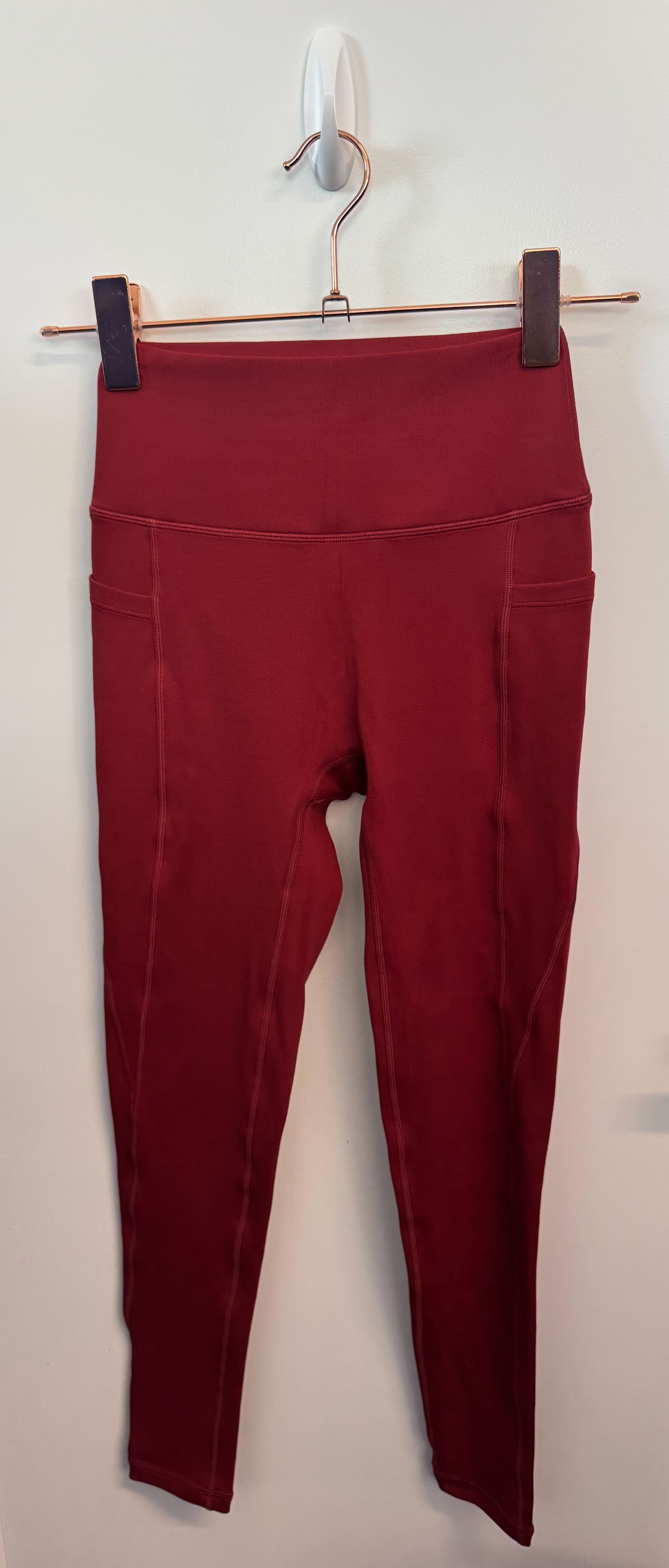 SAMPLE: Leggings With Pockets & Scrunch | Red - Small