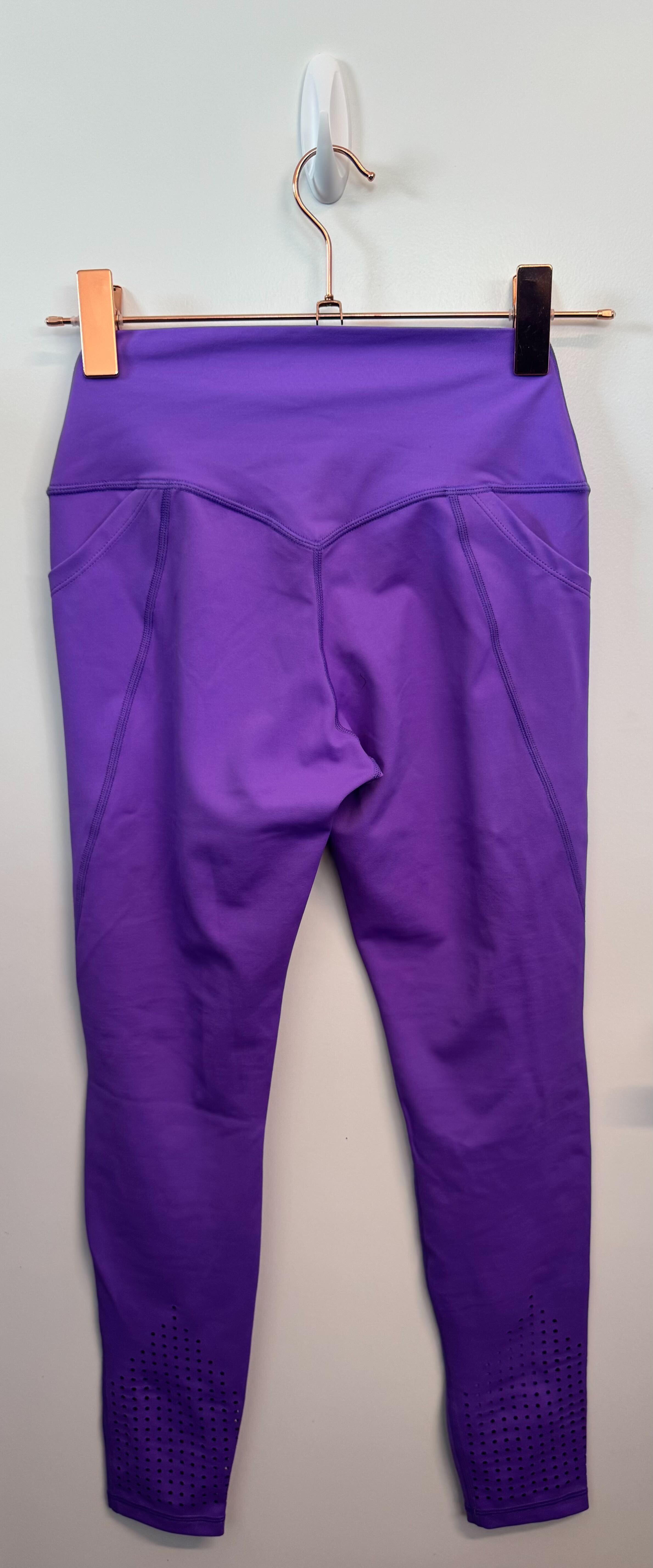 SAMPLE: Leggings With Pockets & Cut Outs | Purple - Small