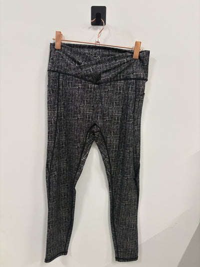 SAMPLE: Empowered Leggings W/Pockets | Black/Silver