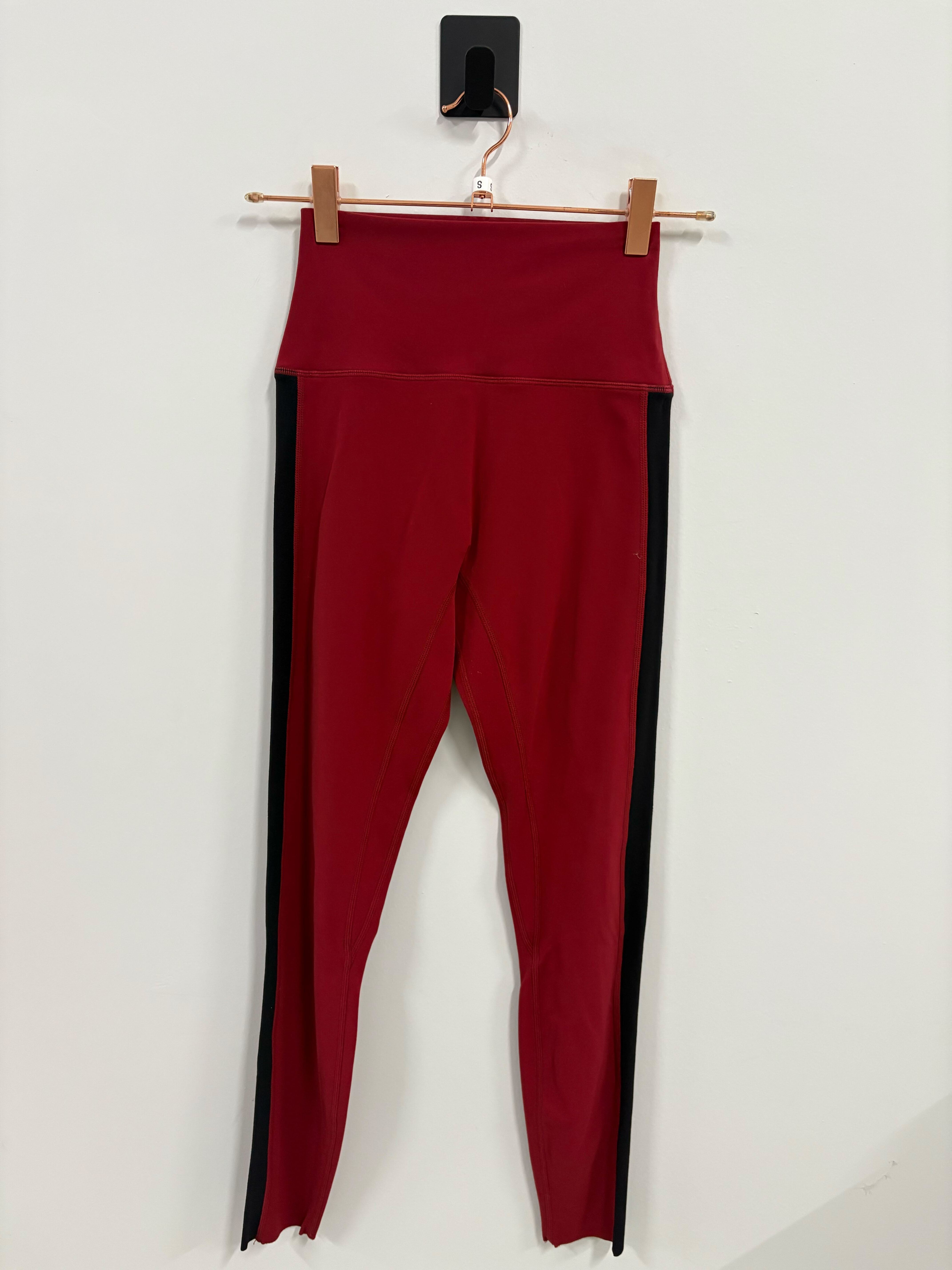 SAMPLE: NKD Leggings | Red/Black - Small