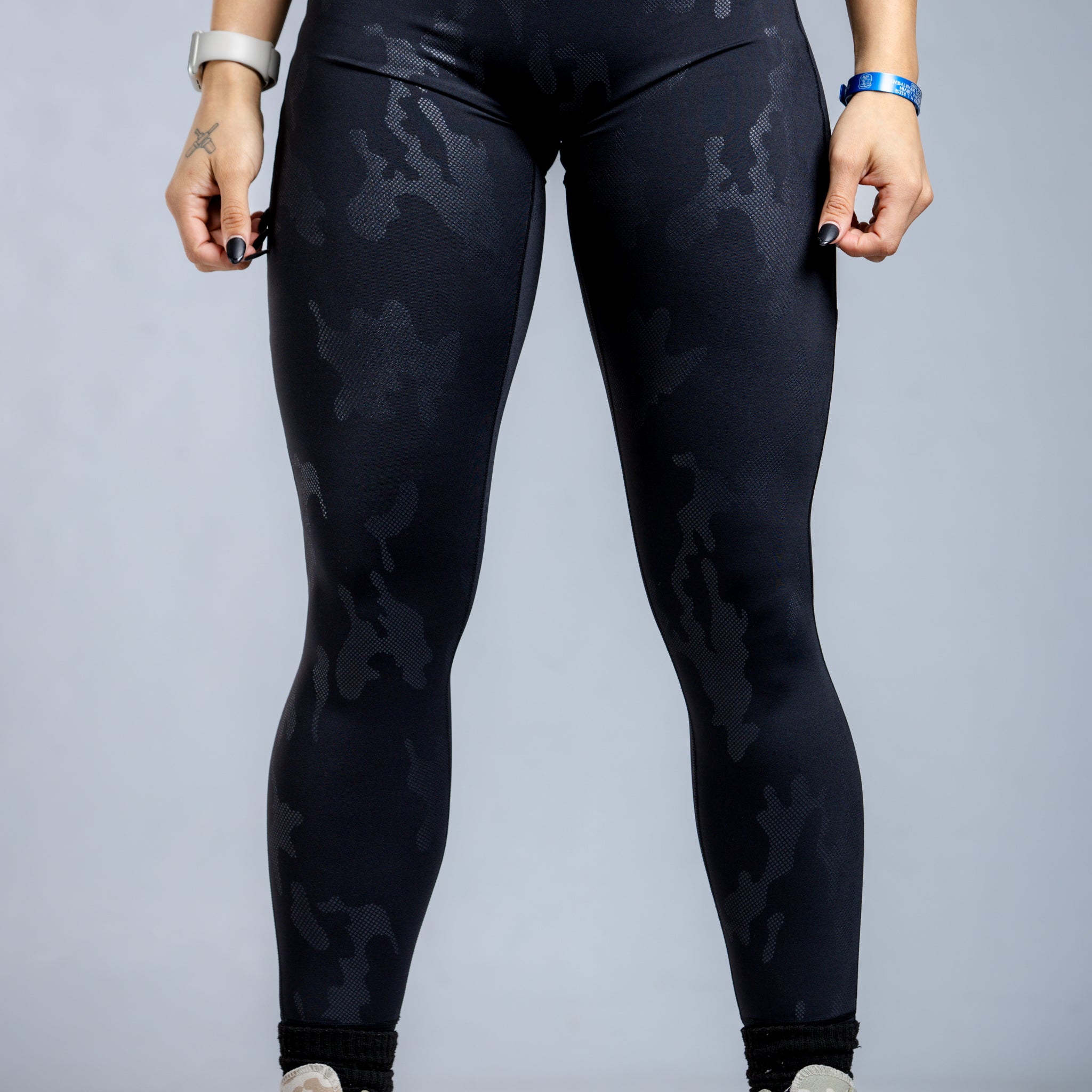 Empowered Leggings With Pockets | Black Camo