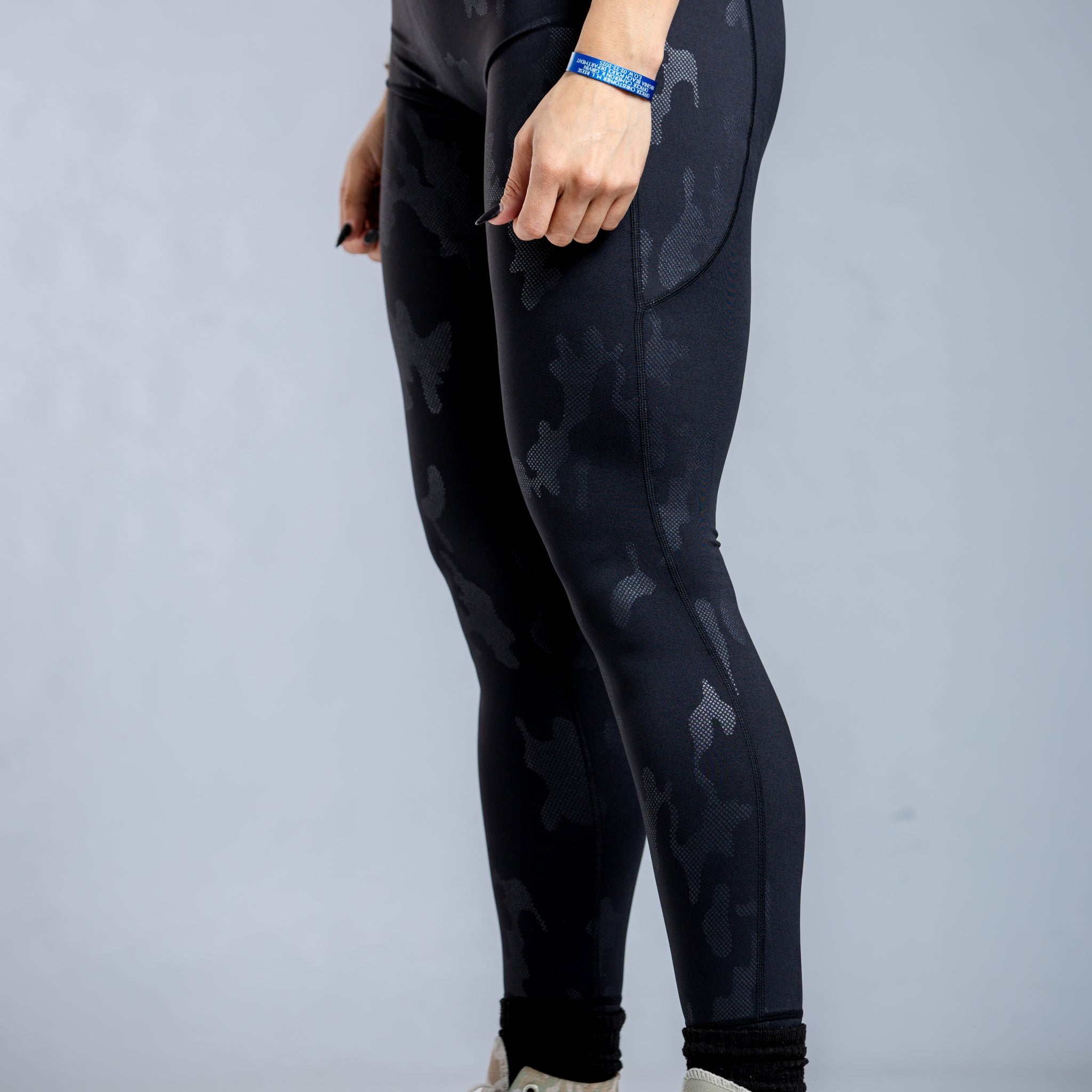 Empowered Leggings With Pockets | Black Camo