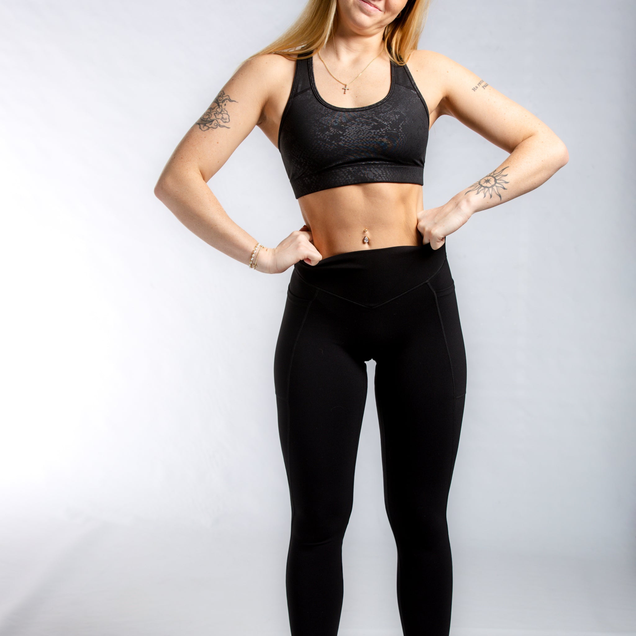 NKD Leggings With Pockets Mid Waist | Black