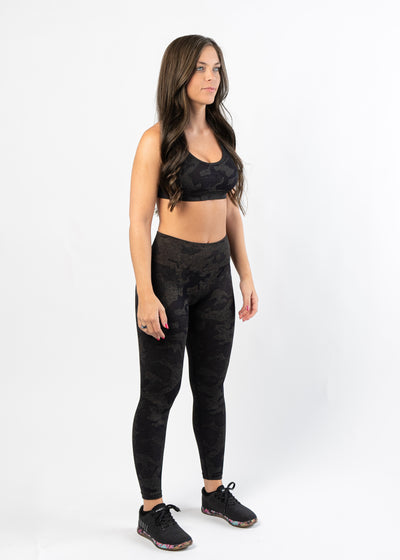 Seamless Leggings With Scrunch | Black Camo