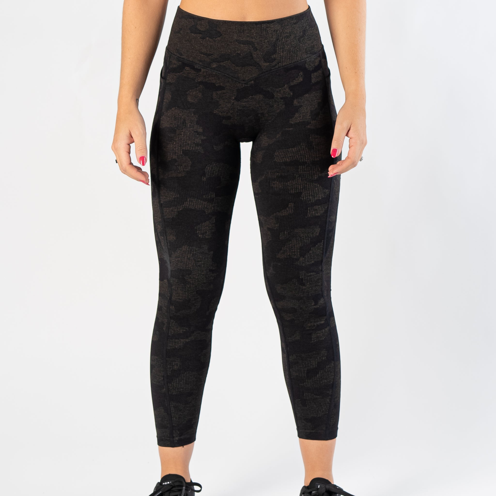 Seamless High Waist Leggings With Pockets | Black Camo