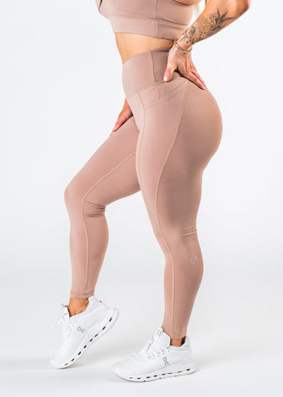 V4 Regal Booty Scrunch Leggings | Sand